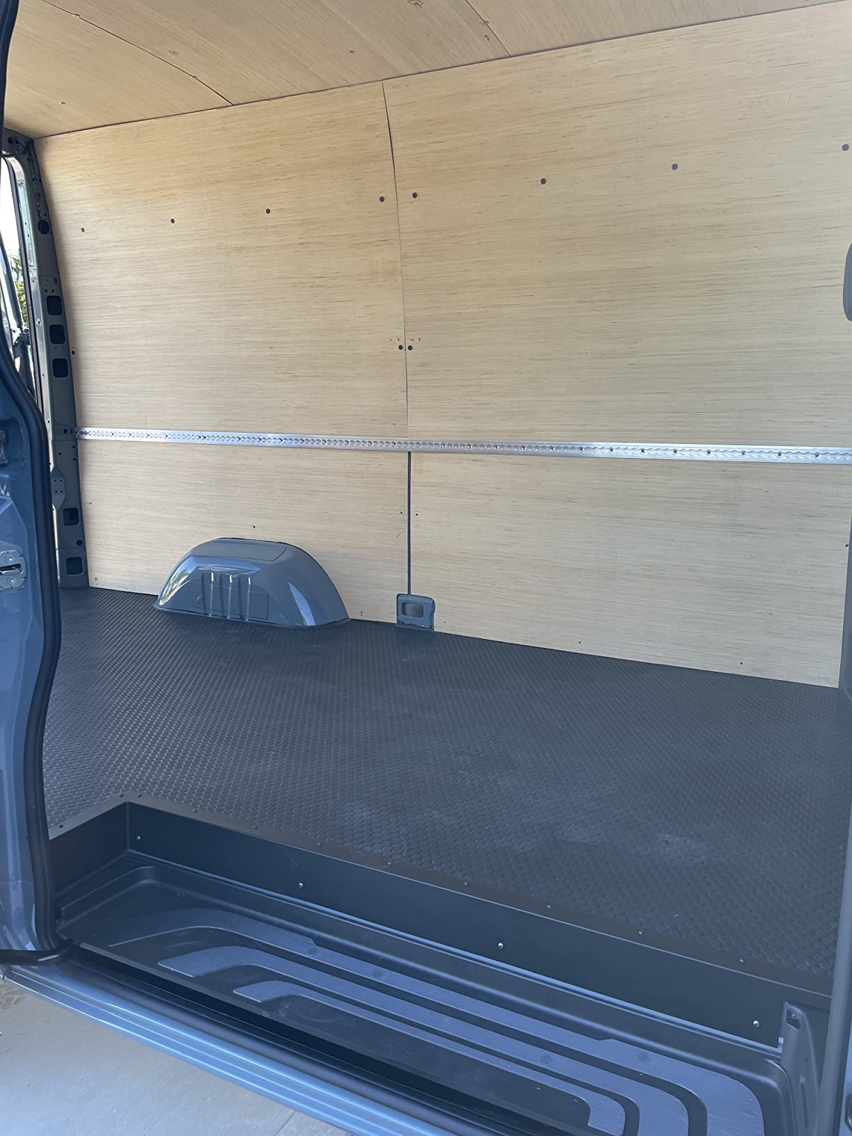 RecPro Trailer Coin Flooring 8'6