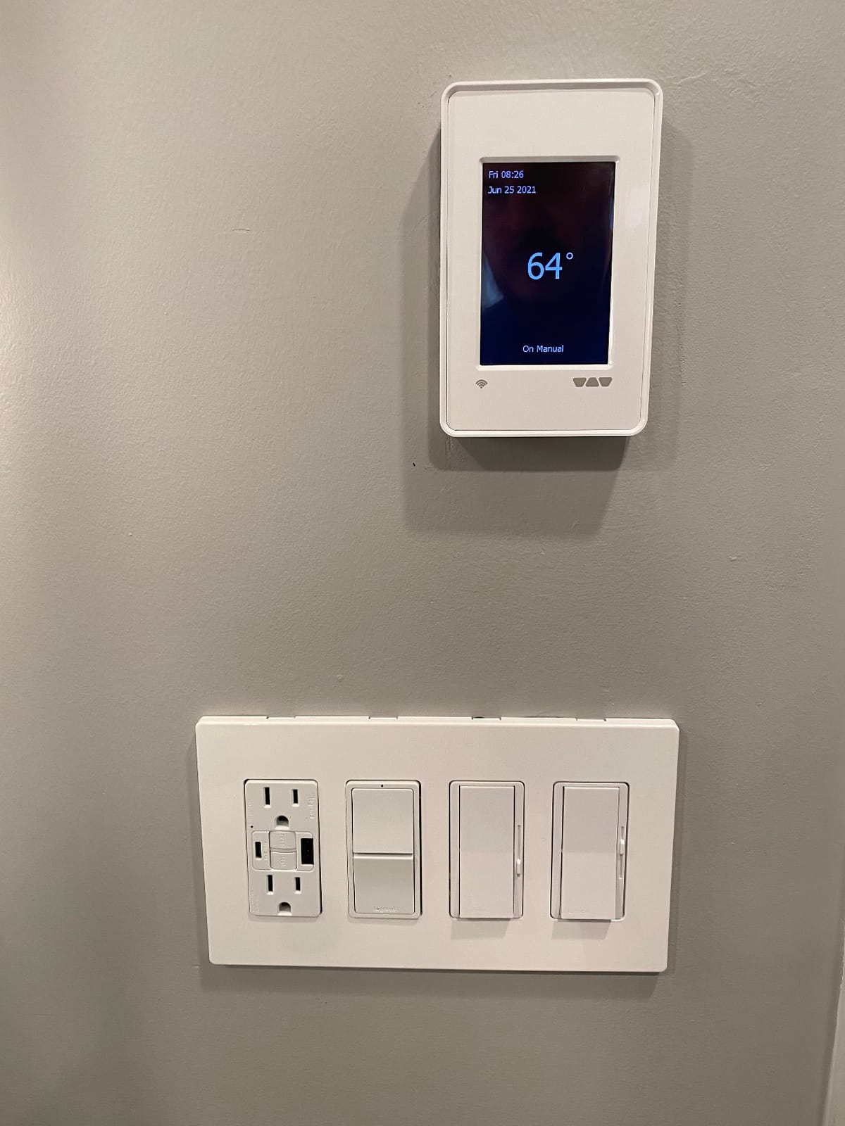 Schluter Ditra-Heat-E-WiFi Programmable Thermostat - Ideal for Home Floor Heating - 3.5” Color Screen, Supports 120V and 240V Cables, Built-in Class A GFCI - DHERT104/BW customer photo 2