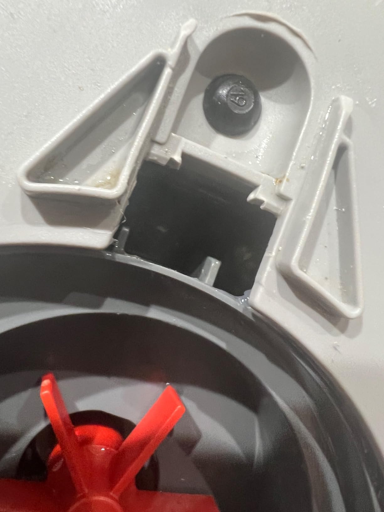 Fluval 107 Perfomance Canister Filter for Aquariums up to 30 Gallons customer photo 2