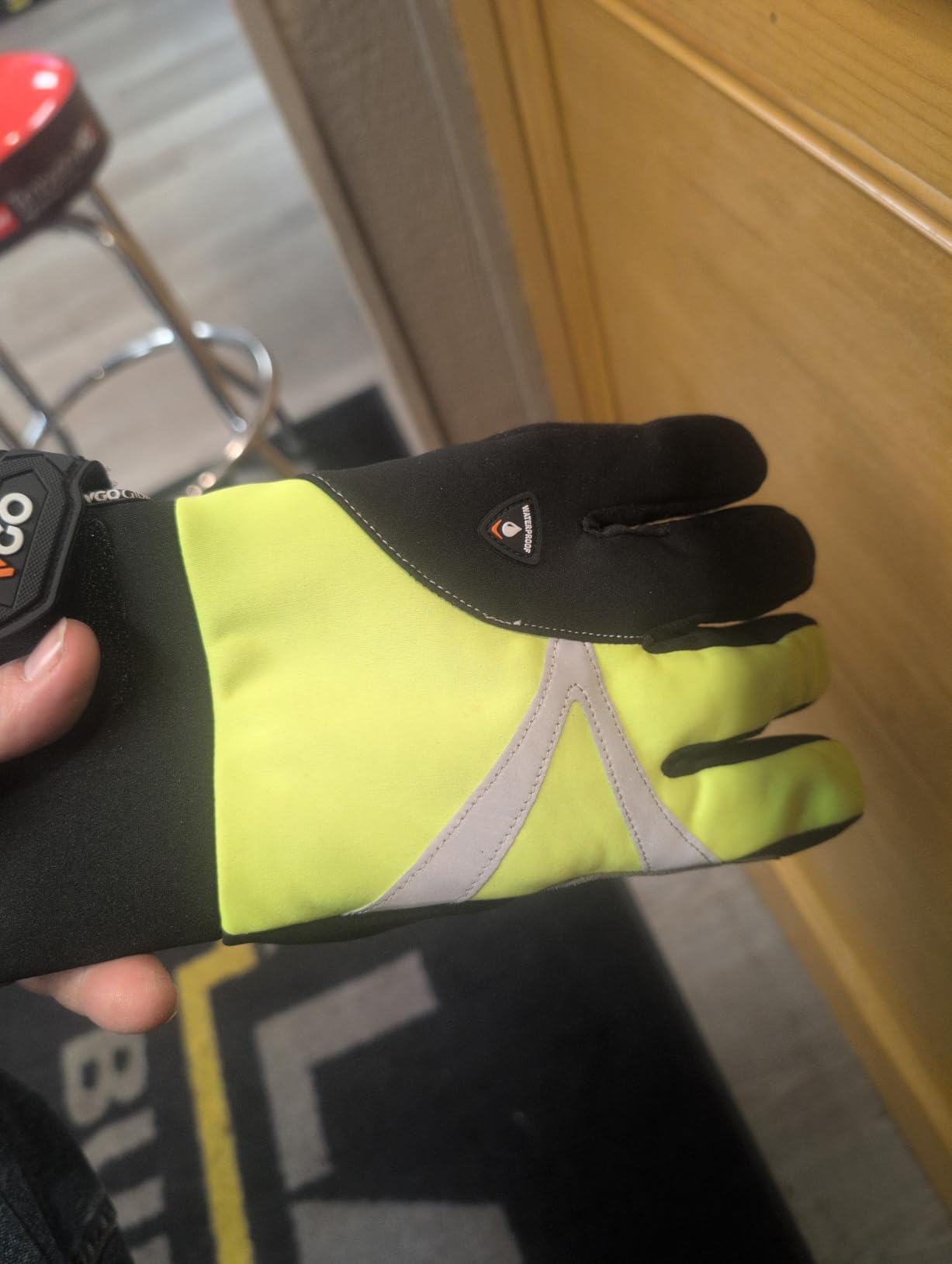 Vgo...-4°F Coldproof&Waterproof&Windproof Winter Work Gloves(SL8777FW,L) customer photo 2