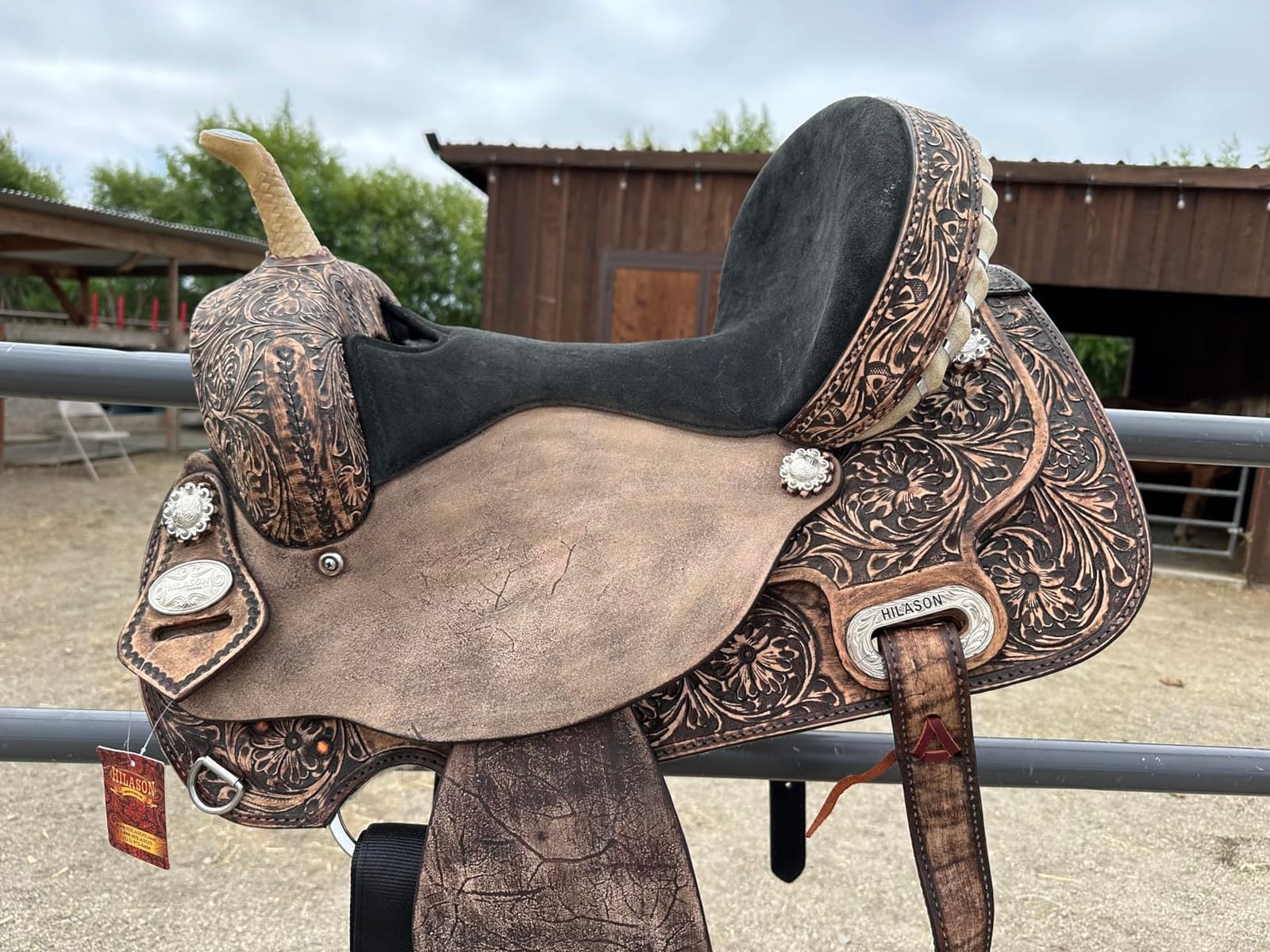 HILASON Flex Tree Western Saddle Dark Brown Leather Trail customer photo 2
