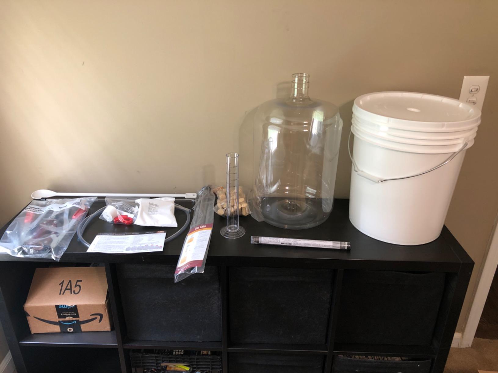 Wild Grapes Wine Equipment Starter Kit, 6 Gallon Fermenter customer photo 2