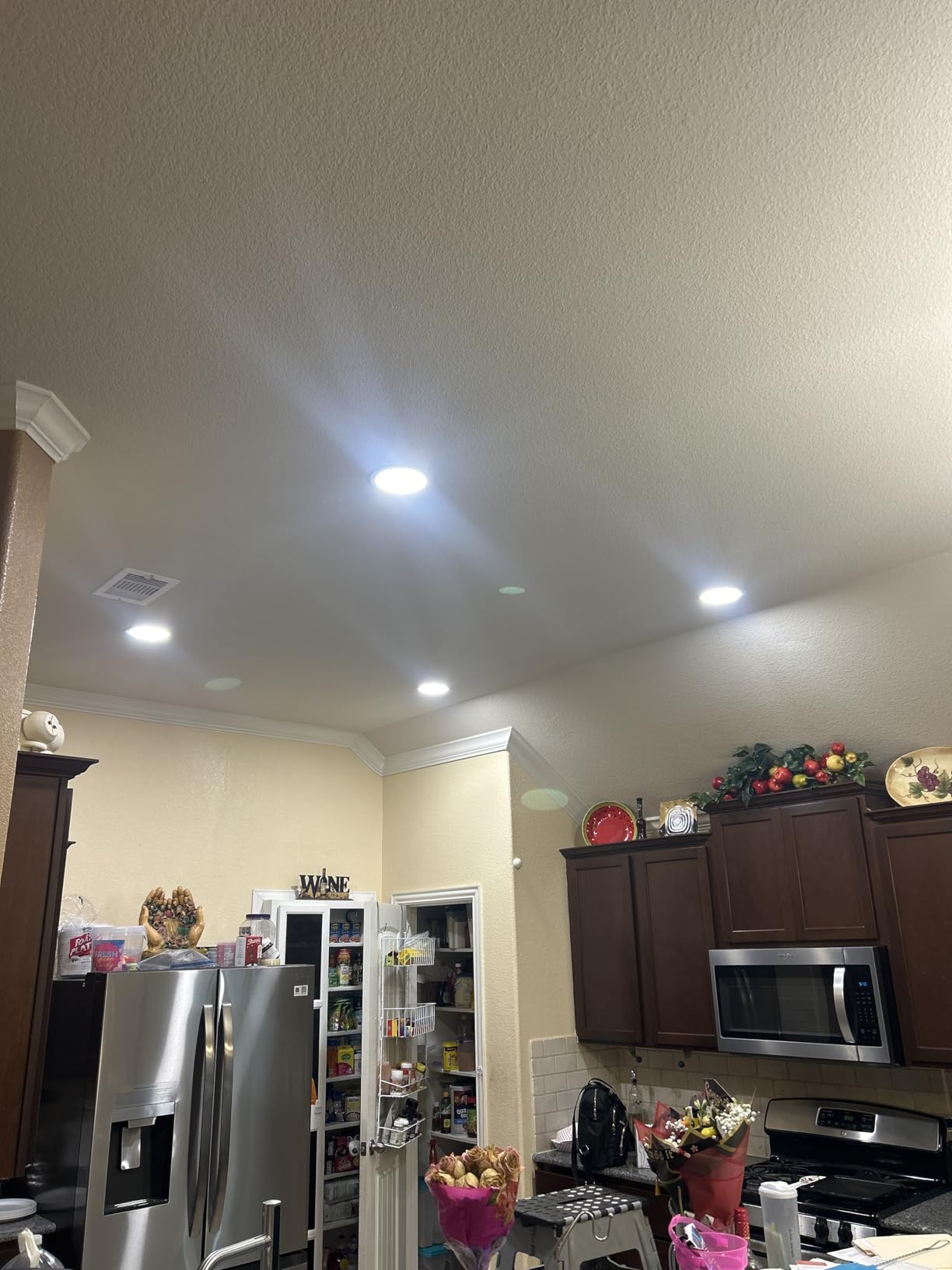 Ensenior 12 Pack 6 Inch LED Recessed Light, 5000K Dimmable Canless Wafer customer photo 1