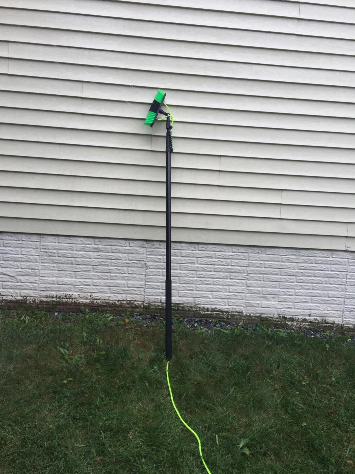 30 Feet Reach Solar Panel Cleaning Brush & Pole Water Fed Pole Kit, Window Cleaner Window Glass Solar Panel Cleaning System Washing Equipment Tool Solution Scrubber Brush & Hose Spray Washer customer photo 2