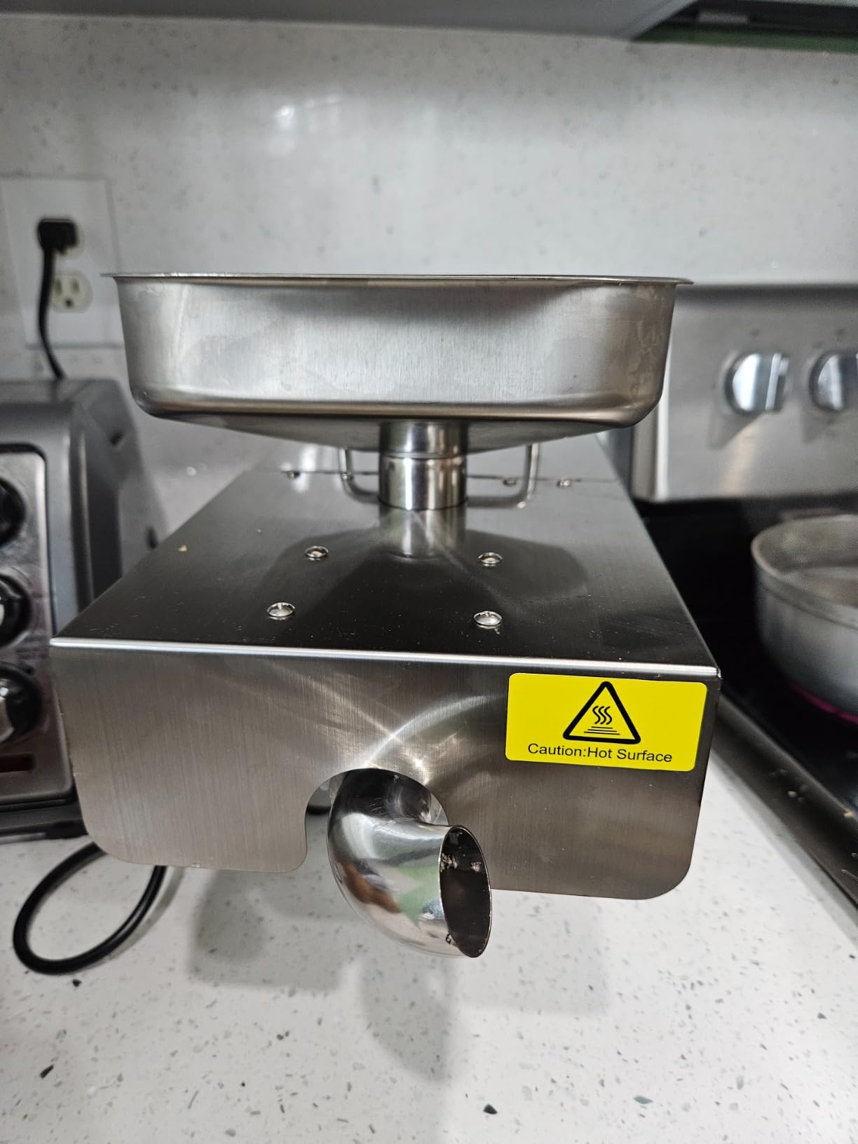 Kitchen Oil Press Machine Electric Automatic Oil Press Machine for Avocado Coconut Flax Peanut Castor Perilla Seed Canola Sesame Commercial Grade1500W customer photo 1