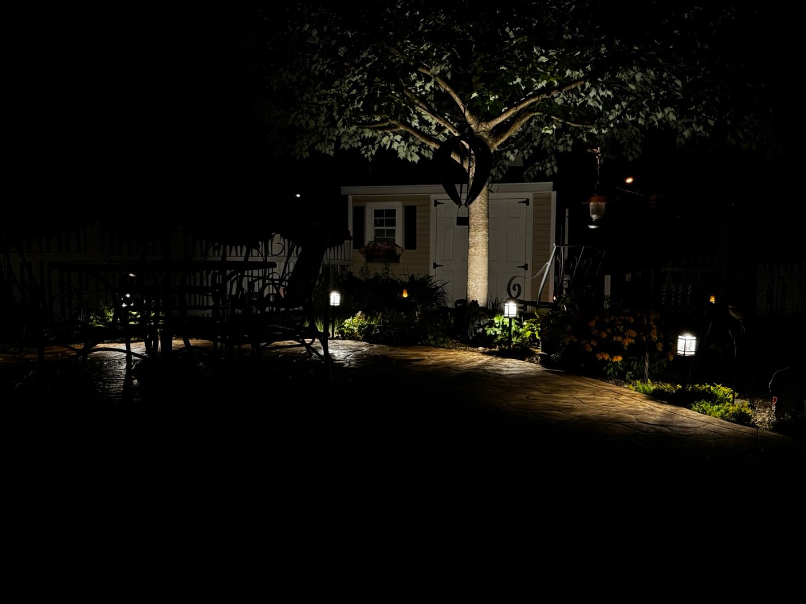hykolity Low Voltage LED Landscape Kits, 12V-15V Pathway Flood Light Kits customer photo 2