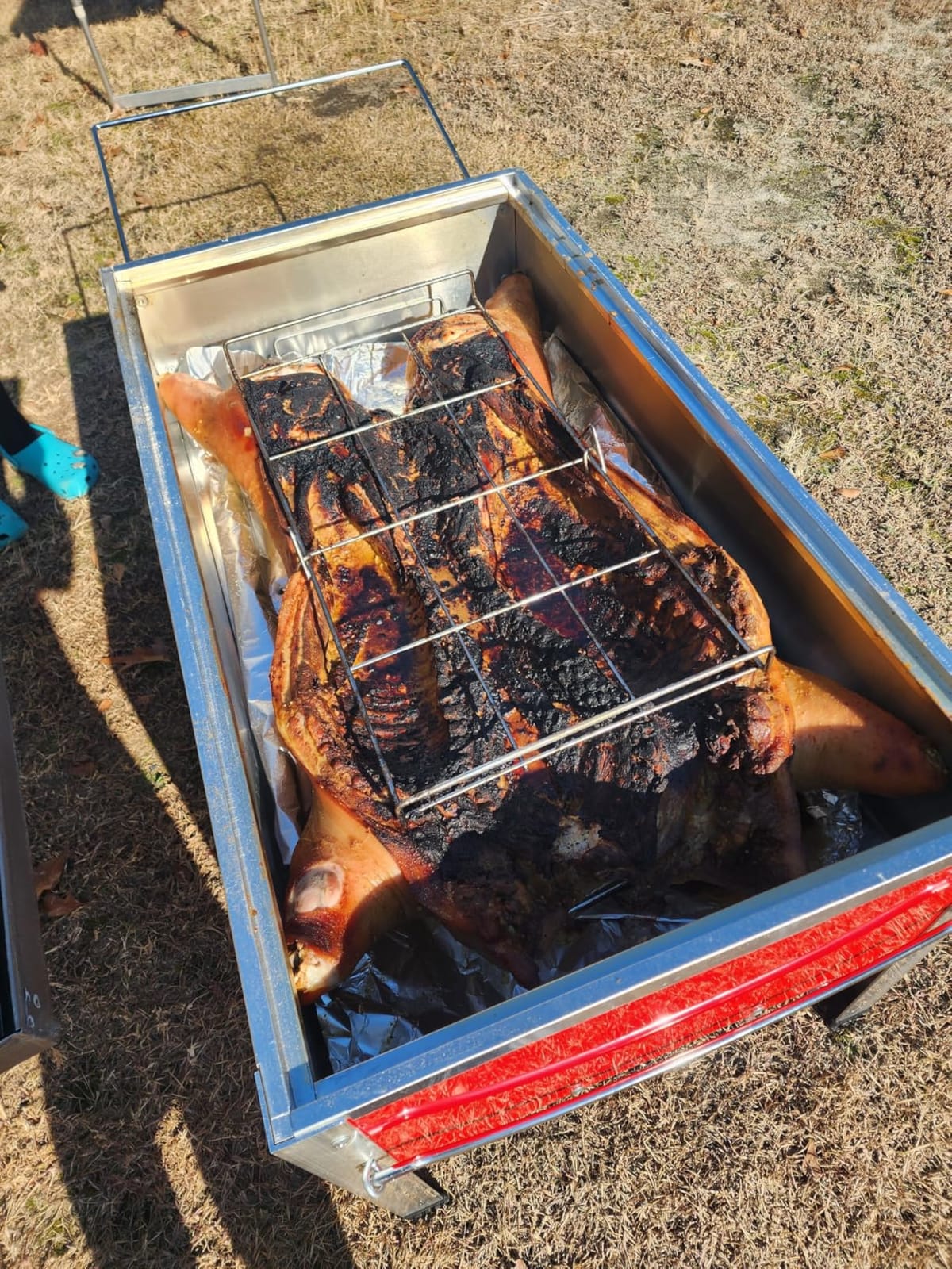 La Caja China Model #1-70 LB Pig Roaster, Outdoor Barbecue & Rotisserie Grill, Metal Jacket Black customer photo 1