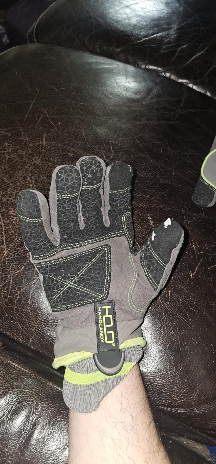 HANDLANDY Winter Work Gloves, 3M Thinsulate Waterproof Insulated Gloves, Snow Warm Gloves for Outdoor Cold weather, Gifts for Men & Women customer photo 1