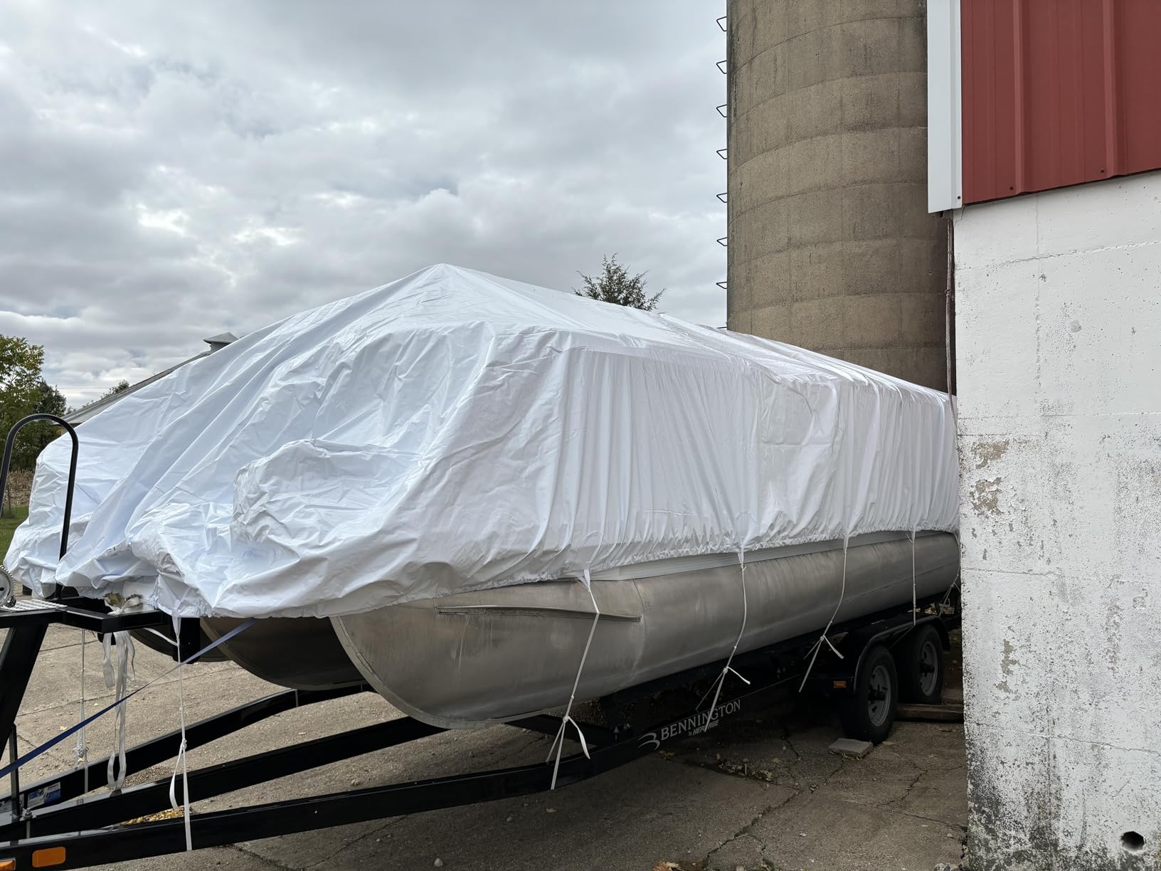 Transhield Pontoon Boat Cover, 18' Pontoon Storage Boat Cover, Heavy Duty, Waterproof & Reusable, Perimeter Rope & Straps Included (18 ft) customer photo 2