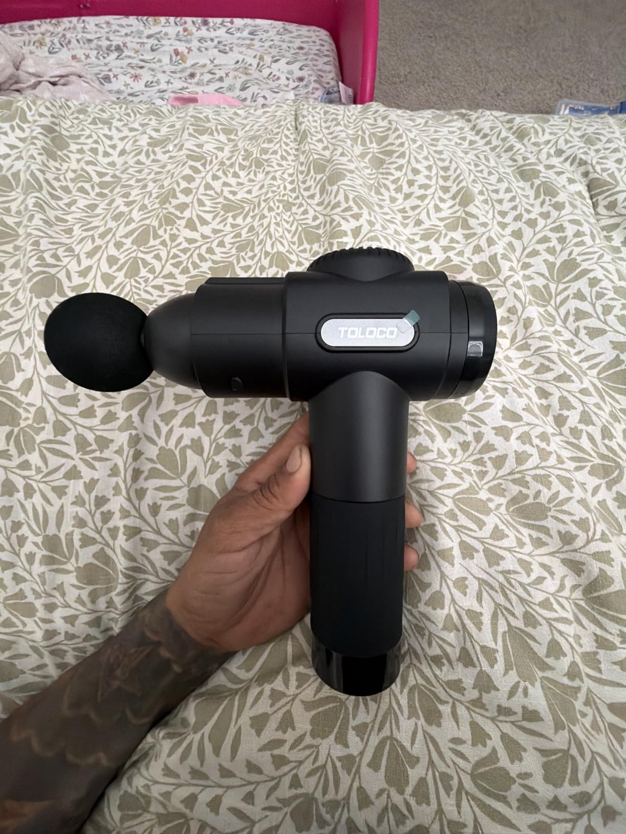TOLOCO Massage Gun, Deep Tissue Back Massage for Athletes for Pain Relief, Percussion Massager with 10 Massages Heads & Silent Brushless Motor, Relaxation Gifts for Men Women, Black customer photo 1