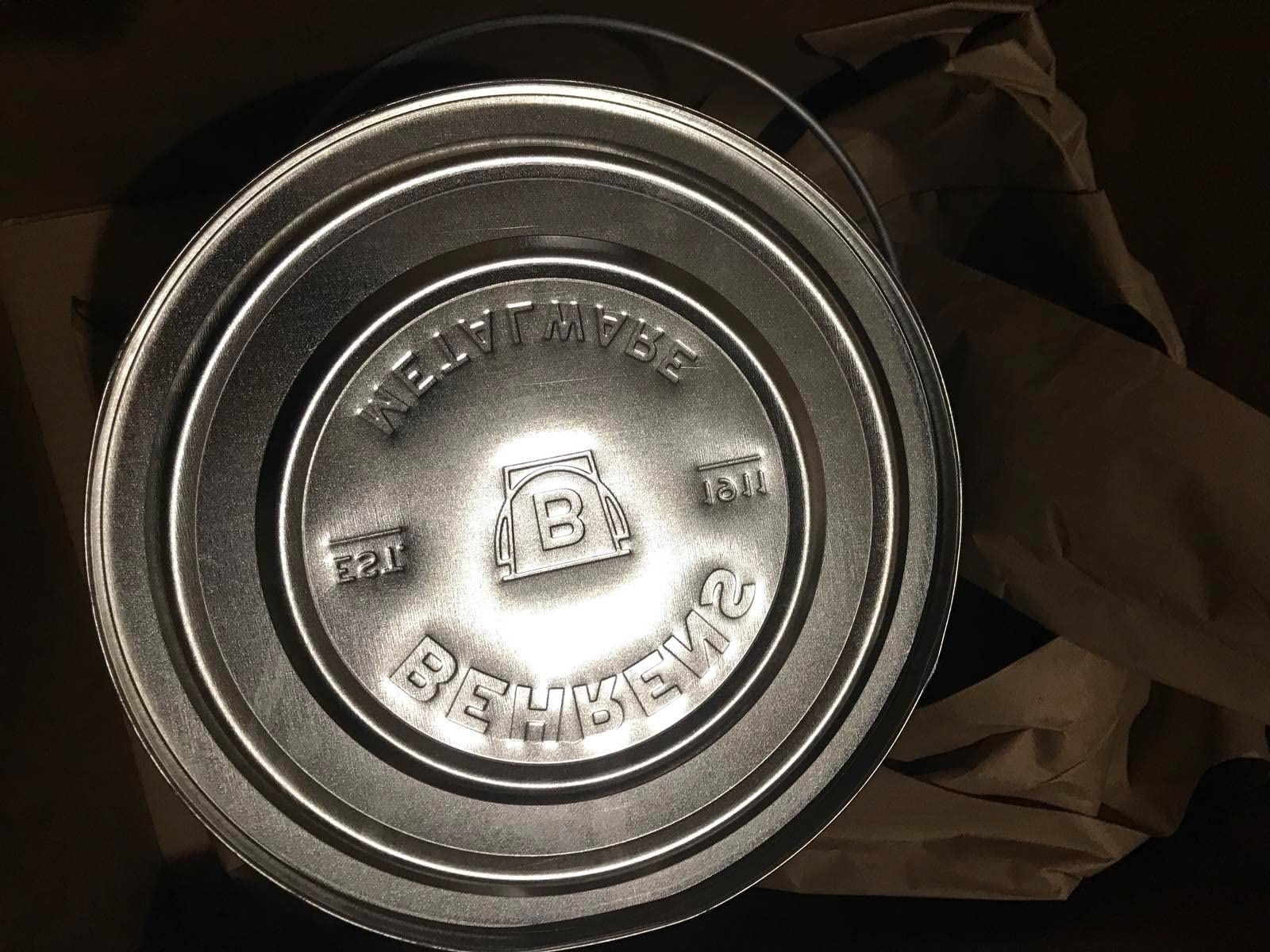 Behrens 6 Gallon Galvanized Steel Storage Can or Waste Bin w/Locking Lid & Handle (2 Cans, No Grip) customer photo 2