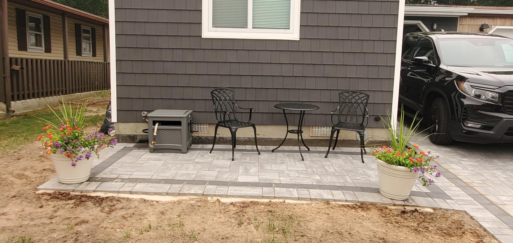 NUU GARDEN Patio Bistro Sets 3 Piece Cast Aluminum Bistro Table and Chairs Set with Umbrella Hole Bistro Set of 2 for Patio Backyard, Black customer photo 2