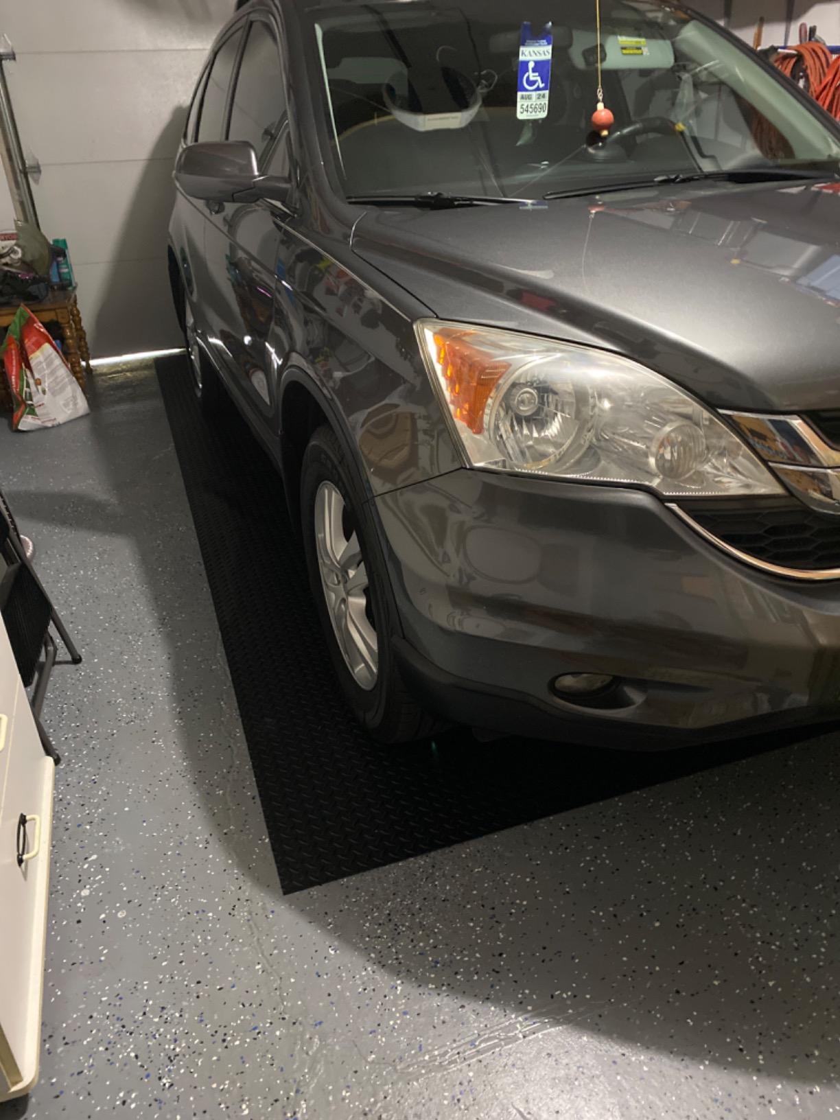 G-Floor Lite Diamond Tread Pattern Slate Grey Vinyl Rollout Garage Flooring Protector Mat for the Garage and Beyond - 7'6