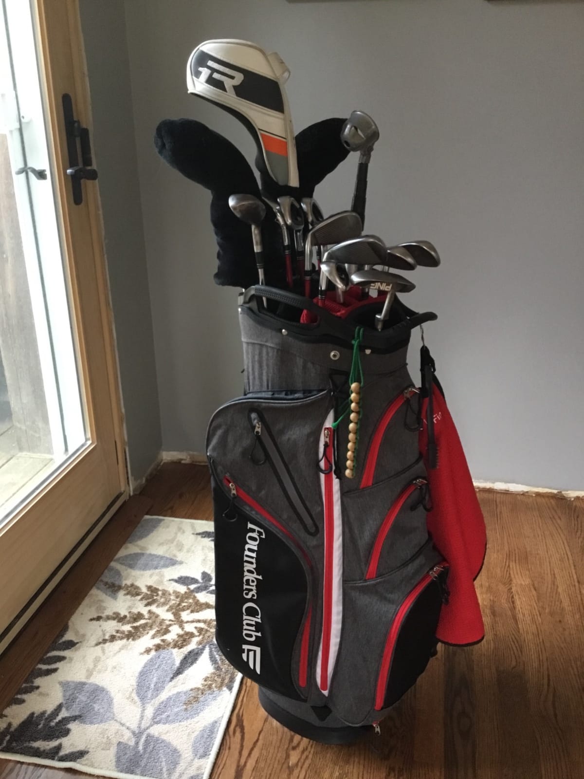 Founders Club Franklin Golf Push Cart Bag -Riding Cart Bag -Full Bag Rain Cover -Secure Push Cart Base -Light Weight -15 Way Full Length Divider-External Putter Tube-Embroidery Panel customer photo 1