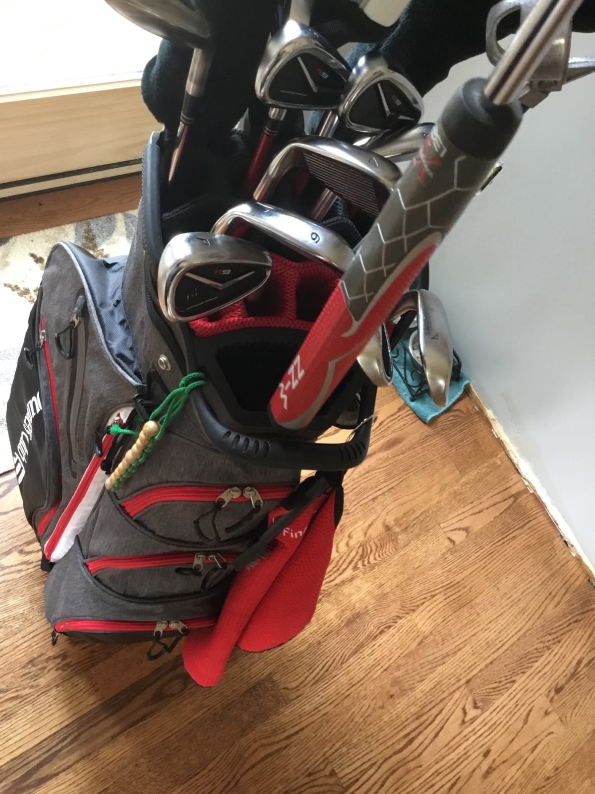 Founders Club Franklin Golf Push Cart Bag -Riding Cart Bag -Full Bag Rain Cover -Secure Push Cart Base -Light Weight -15 Way Full Length Divider-External Putter Tube-Embroidery Panel customer photo 2