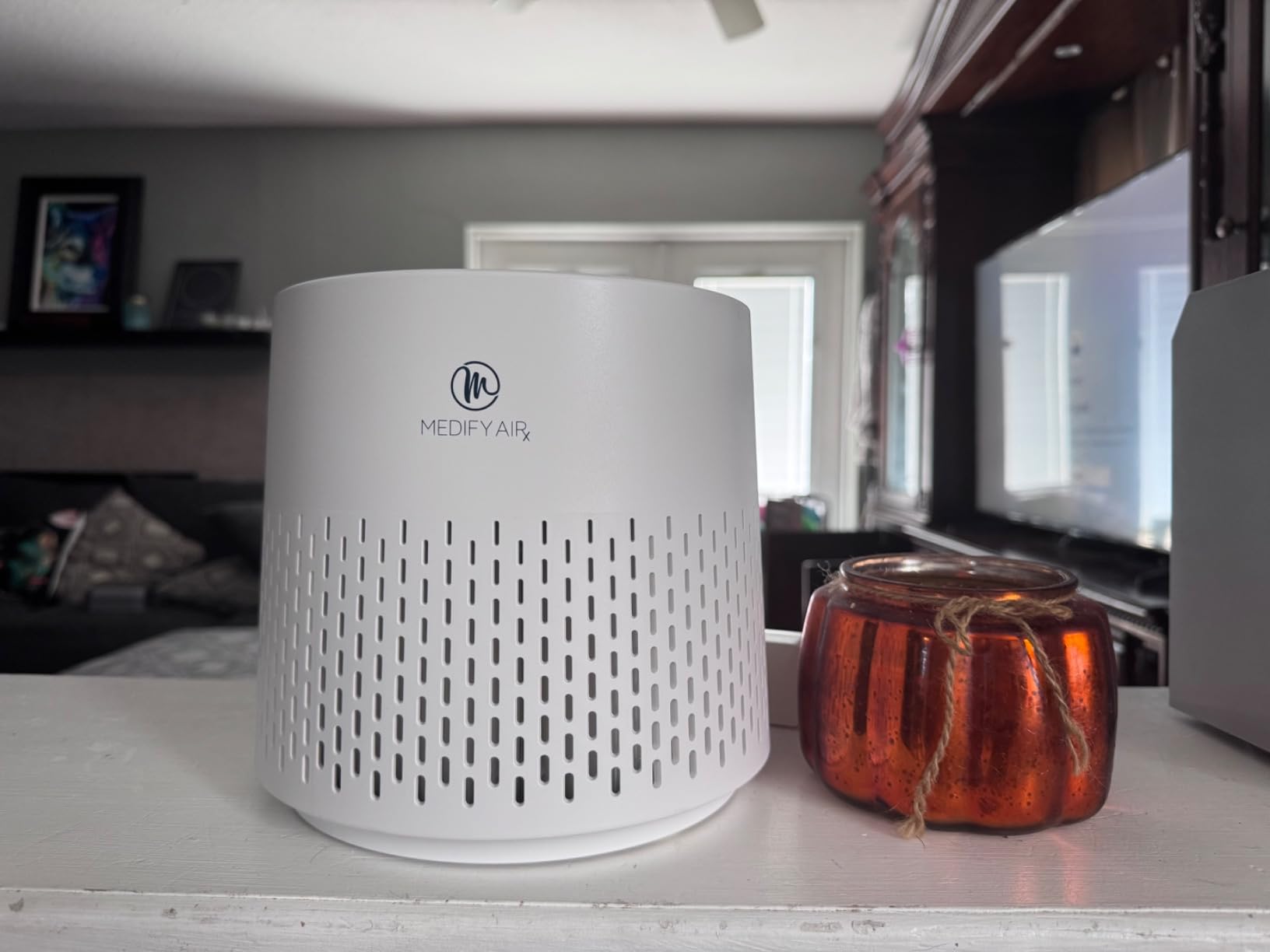Medify MA-50 Air Purifier V3.0 with HEPA Filter | 2,640 ft² Coverage in 1hr for Smoke, Wildfires, Odors, Pollen, Pets | Quiet Removal to 0.3 Microns | White, 1-Pack customer photo 2