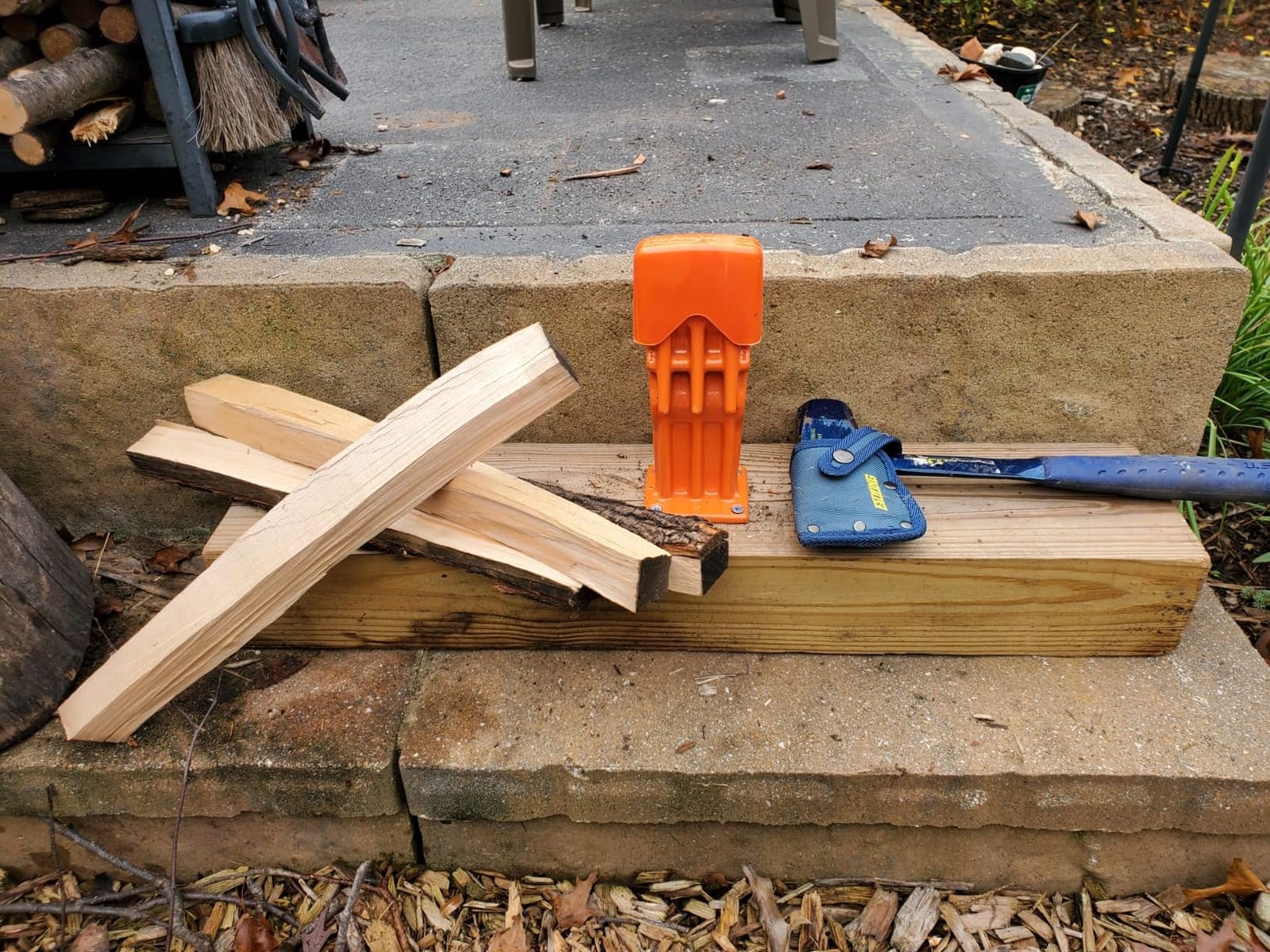 SPEED FORCE Firewood Kindling Log Wood Splitter – No Axe! Wedge Point Splits Firewood, 3 Inch Orange with Safety Cover customer photo 2