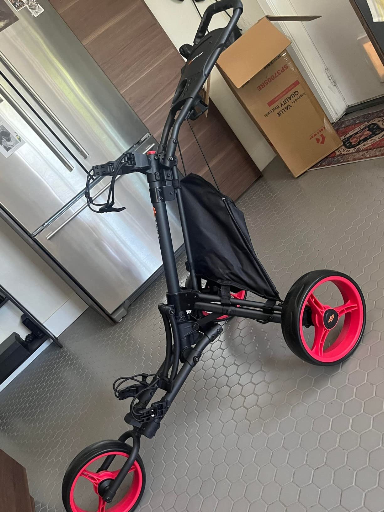 Tangkula Golf Push Pull Cart, Lightweight Aluminum Collapsible 3 Wheels Push Cart, Golf Trolley with Elastic Strap, Umbrella & Cup Holder, Scoreboard Storage & Foot Brake, Golf Cart customer photo 2