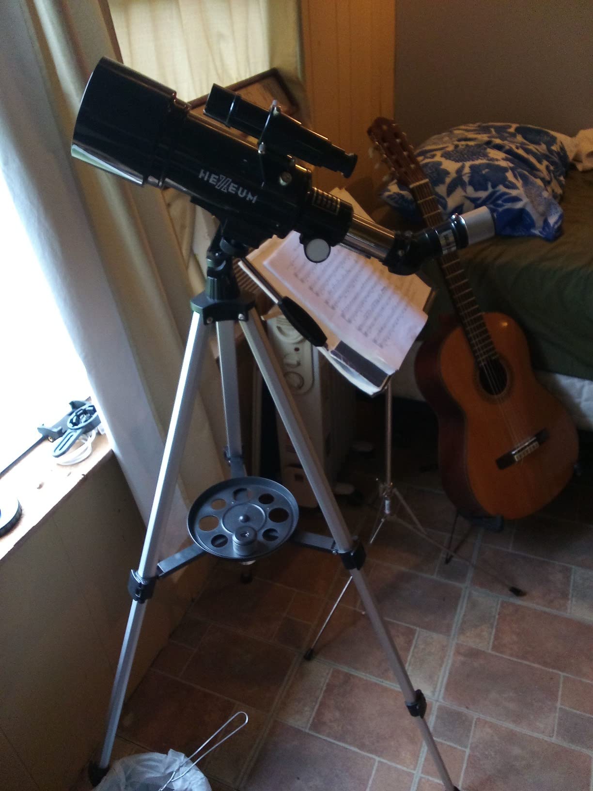 Koolpte Telescope for Kids, 70mm/500mm AZ Refractor for Beginners, White customer photo 1