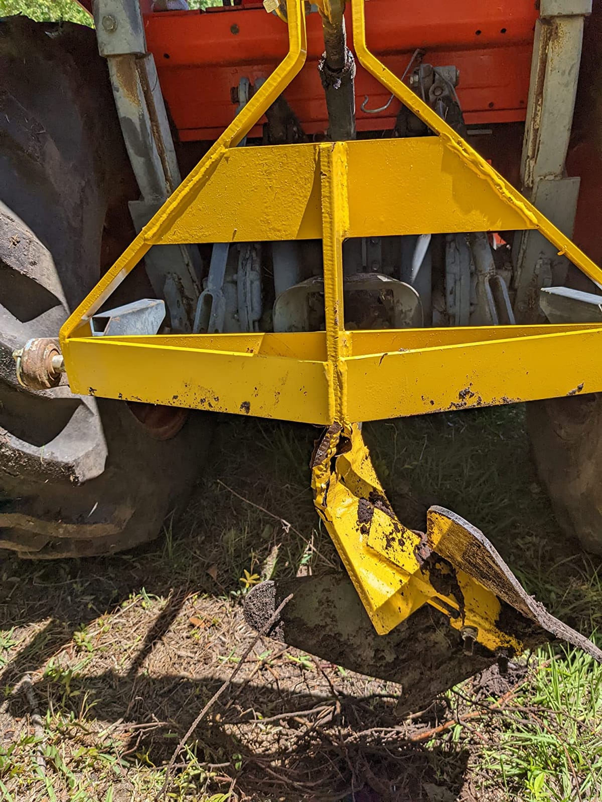 Titan Attachments Middle Buster for Category 1, 3-Point Quick Hitch Tractors, Furrows and Harvests Potatoes customer photo 1