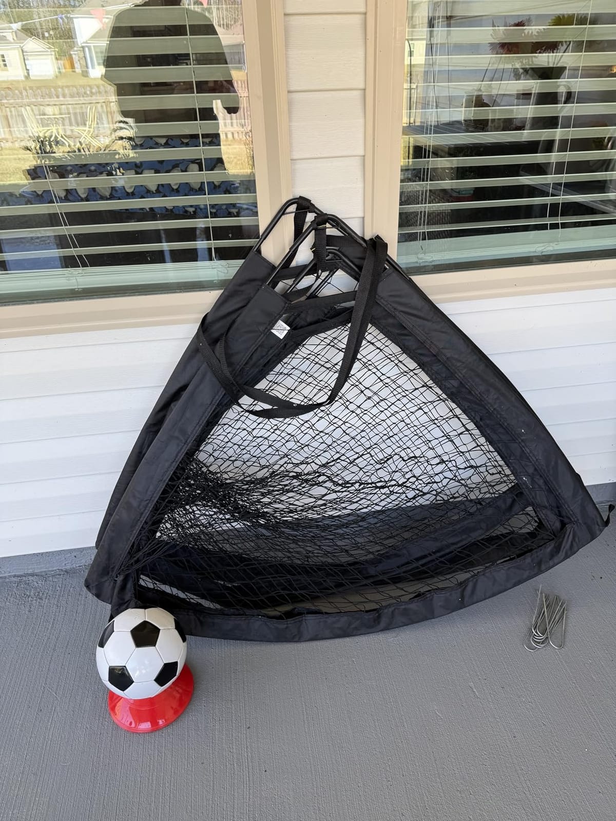 VAVOSPORT Kids Soccer Goals for Backyard Set of 2,Soccer Training Equipment customer photo 1