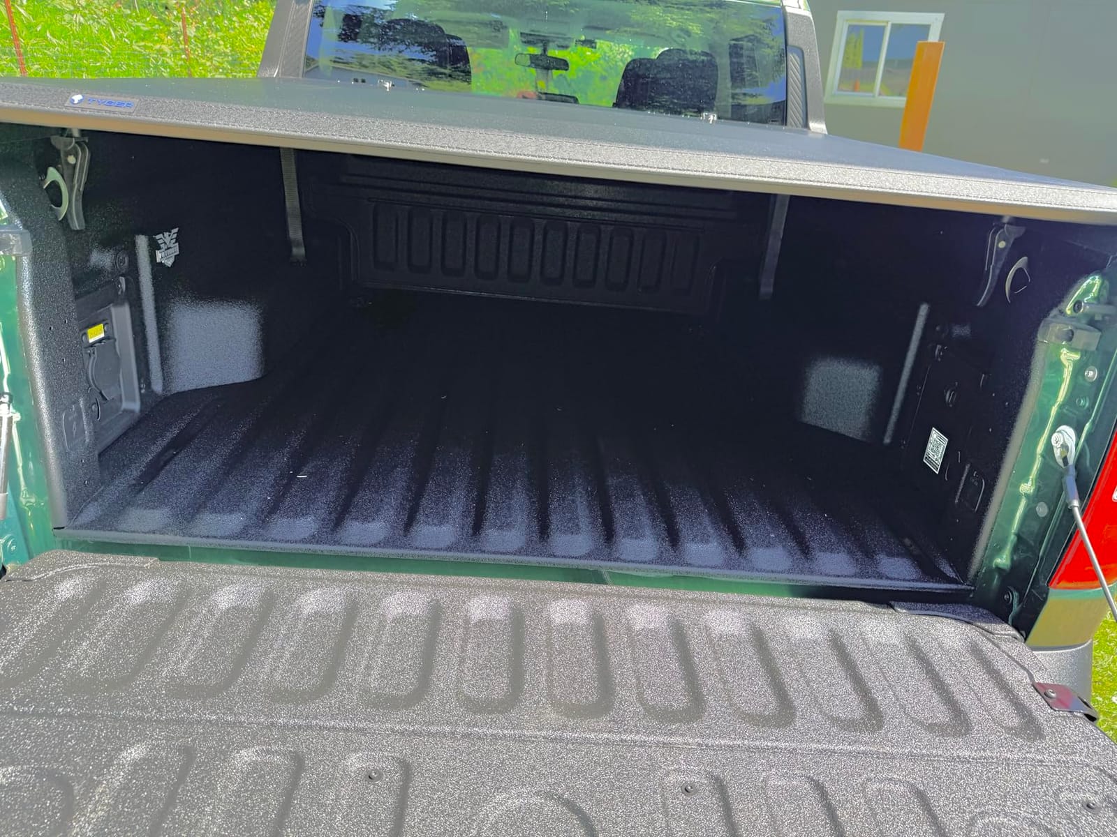 Tyger Auto T3 Soft Tri-fold Truck Bed Tonneau Cover Compatible with 2022-2026 Ford Maverick (Not Fit Models with Utility Track System) | 4.5' (54