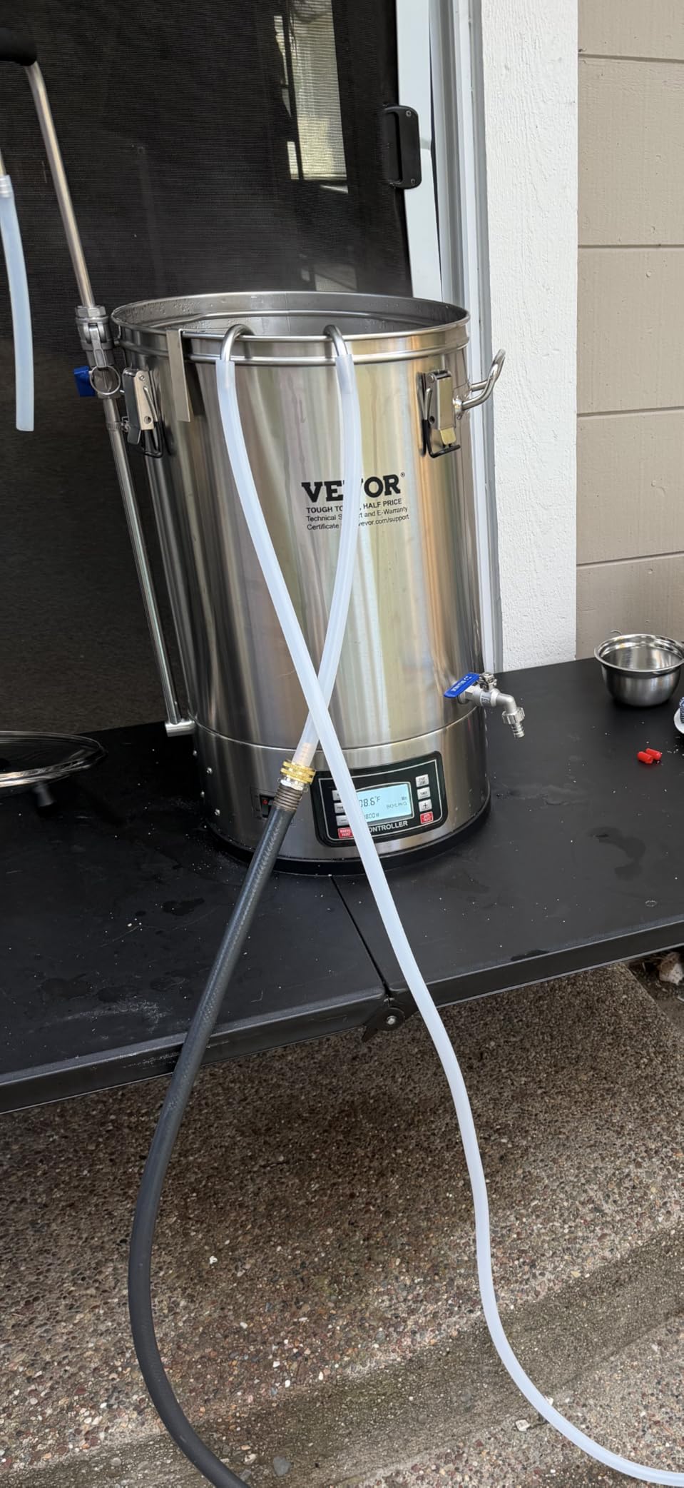 VEVOR Electric Brewing System, 9.2 Gal/35 L Brewing Pot, All-in-One Home Beer Brewer w/Pump, Mash Boil Device w/Panel, Auto/Manual Mode 100-1800W Power 25-100℃ Temp 1-180 min Timer Recipe Memory customer photo 1