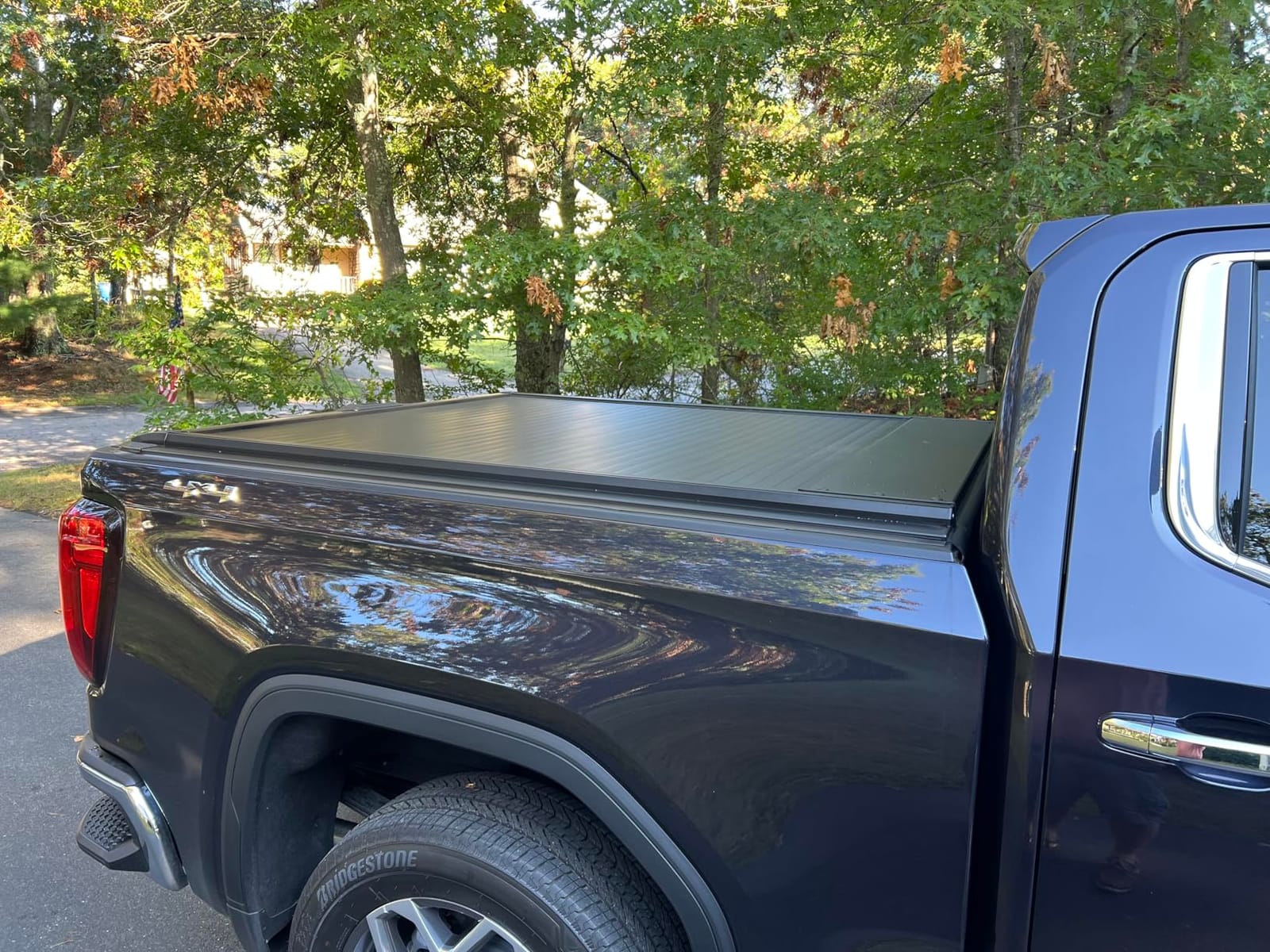 ONINE Retractable Hard Tonneau Cover for Chevy Silverado GMC Sierra 1500 customer photo 1