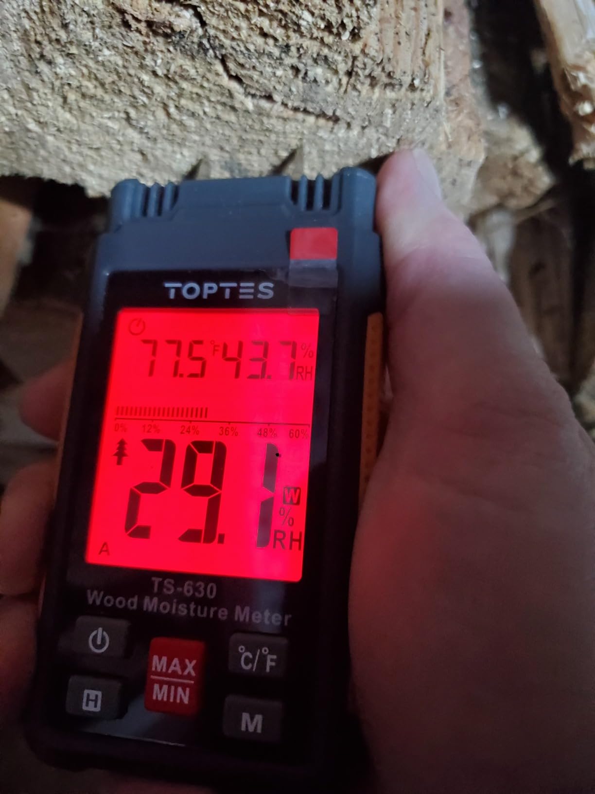 Wood Moisture Meter, TopTes Digital Moisture Meter TS-630, Handheld Humidity Tester with 2.25-inch LCD Display, Tricolor Backlight, Check The Dampness Level on Firewood/Drywall - Orange customer photo 1