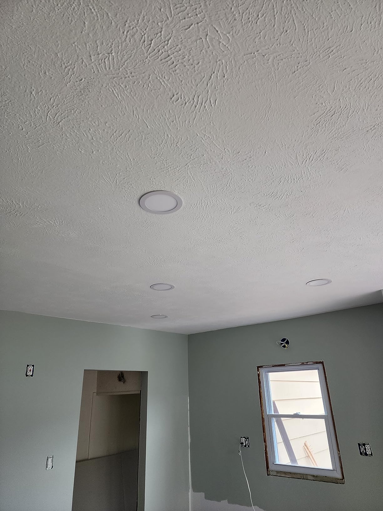 Meconard 6 Pack 6 Inch 5CCT LED Recessed Lighting, Canless Wafer Downlight customer photo 2