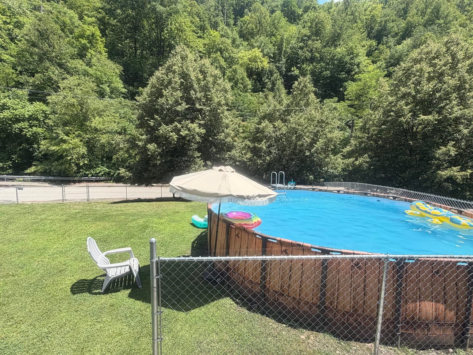 Pool Vacuum for Above Ground Pool with a Telescopic Pole, Running time up to 1H, Handheld Rechargeable Pool Cleaner with Powerful Suction up to 18.5 gallons/min, Ideal for Leaves & Debris, PC10 customer photo 1