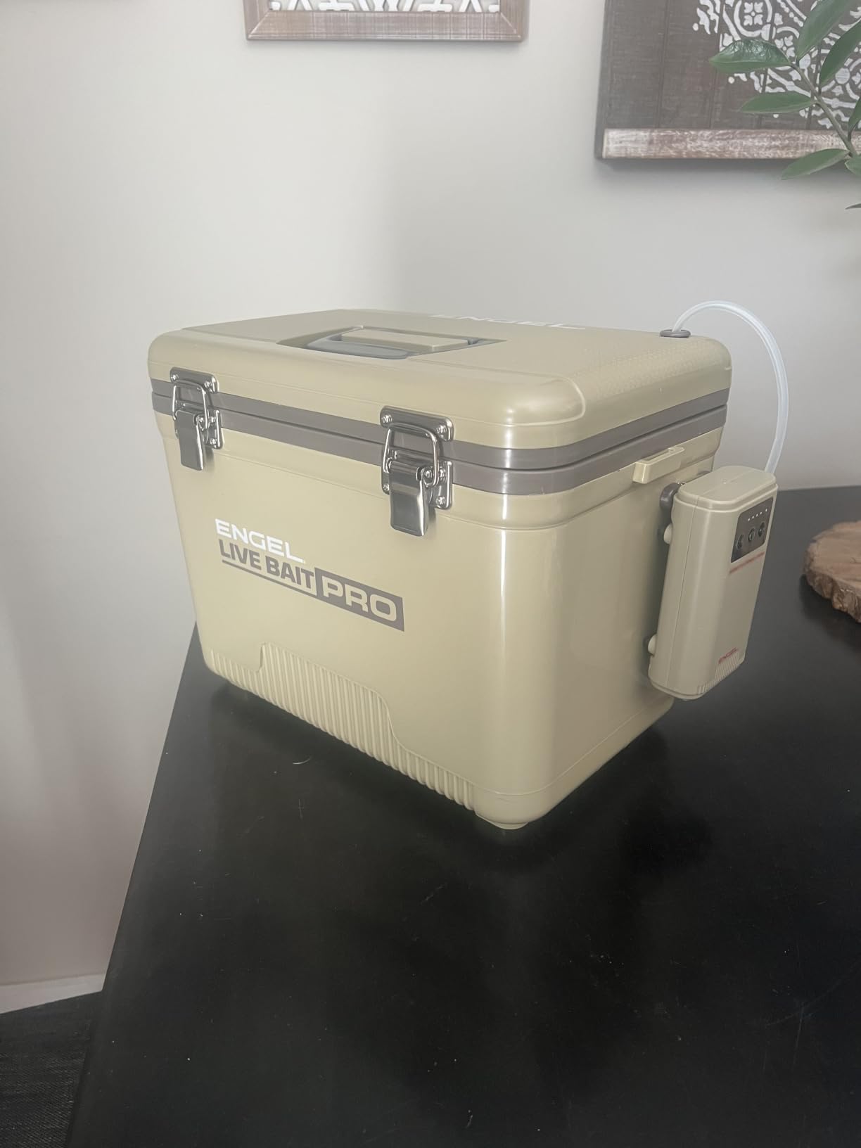 ENGEL Live Bait Cooler PRO for Fishing - Portable Minnow and Bait Bucket with Lithium-Ion Rechargeable Aerator customer photo 1