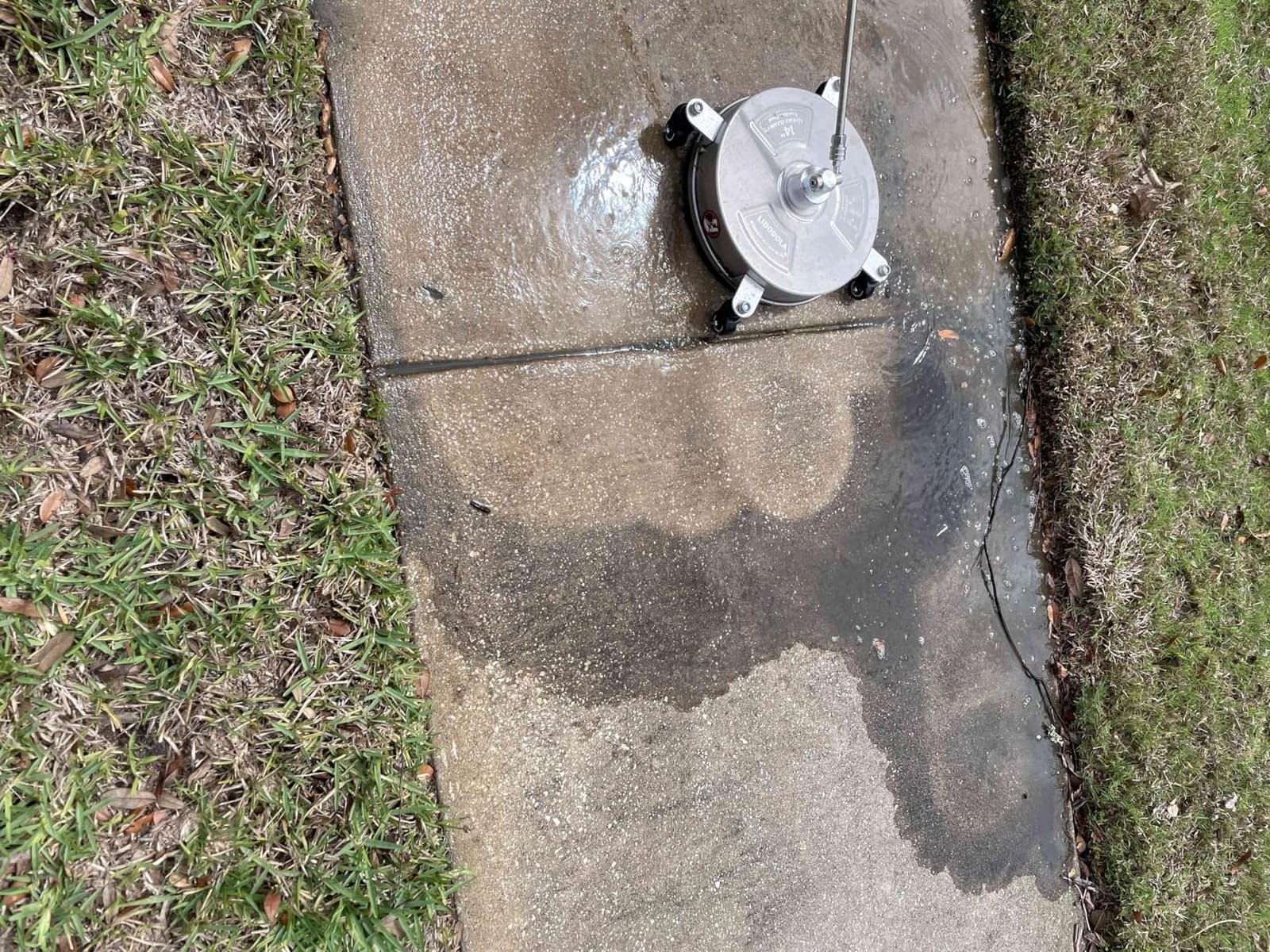 LidoDola 24'' Pressure Washer Surface Cleaner, Power Washer Accessory customer photo 1