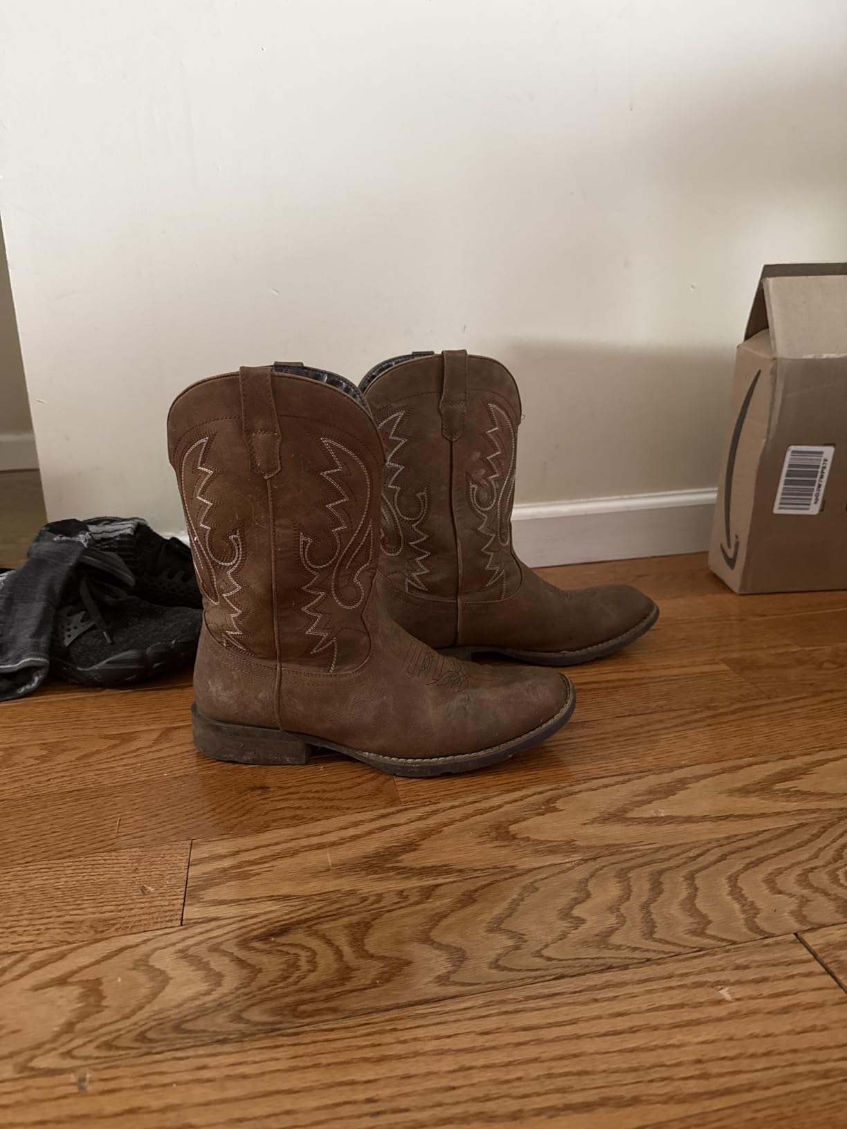 IUV Cowboy Boots For Men with Wide Square Toe Western Retro Boot customer photo 2