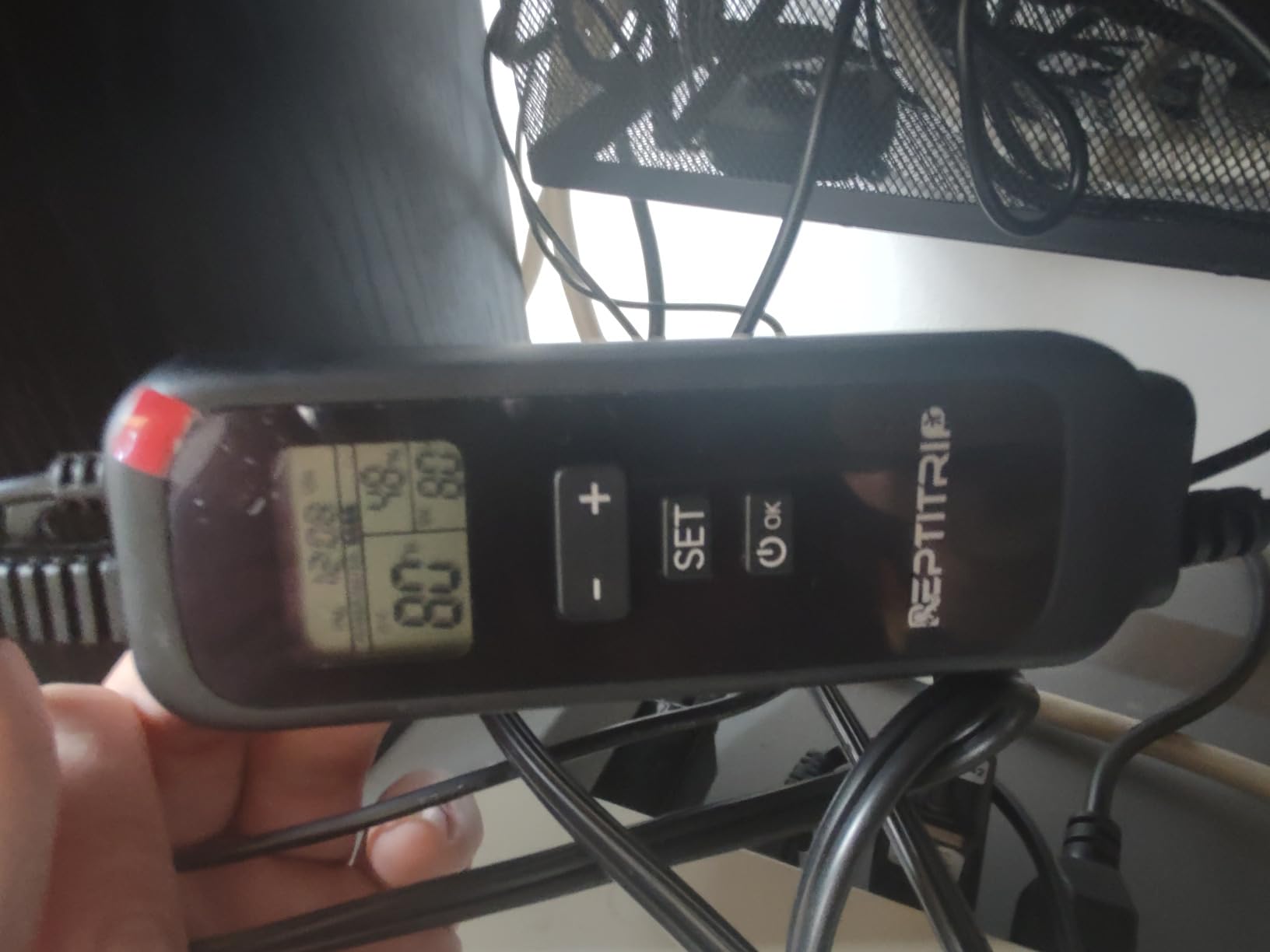 Reptile Thermostat, Dimming Thermostat with 1-24H Timer Setting customer photo 2