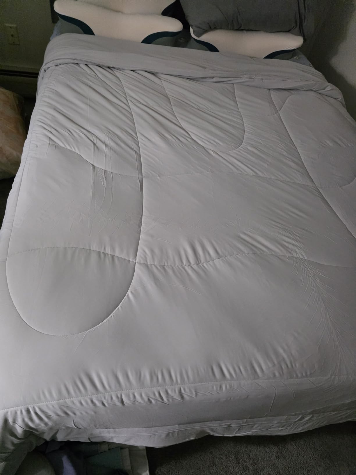 Bedsure Cooling Comforter Blankets for Hot Sleepers, All Season, Queen customer photo 1