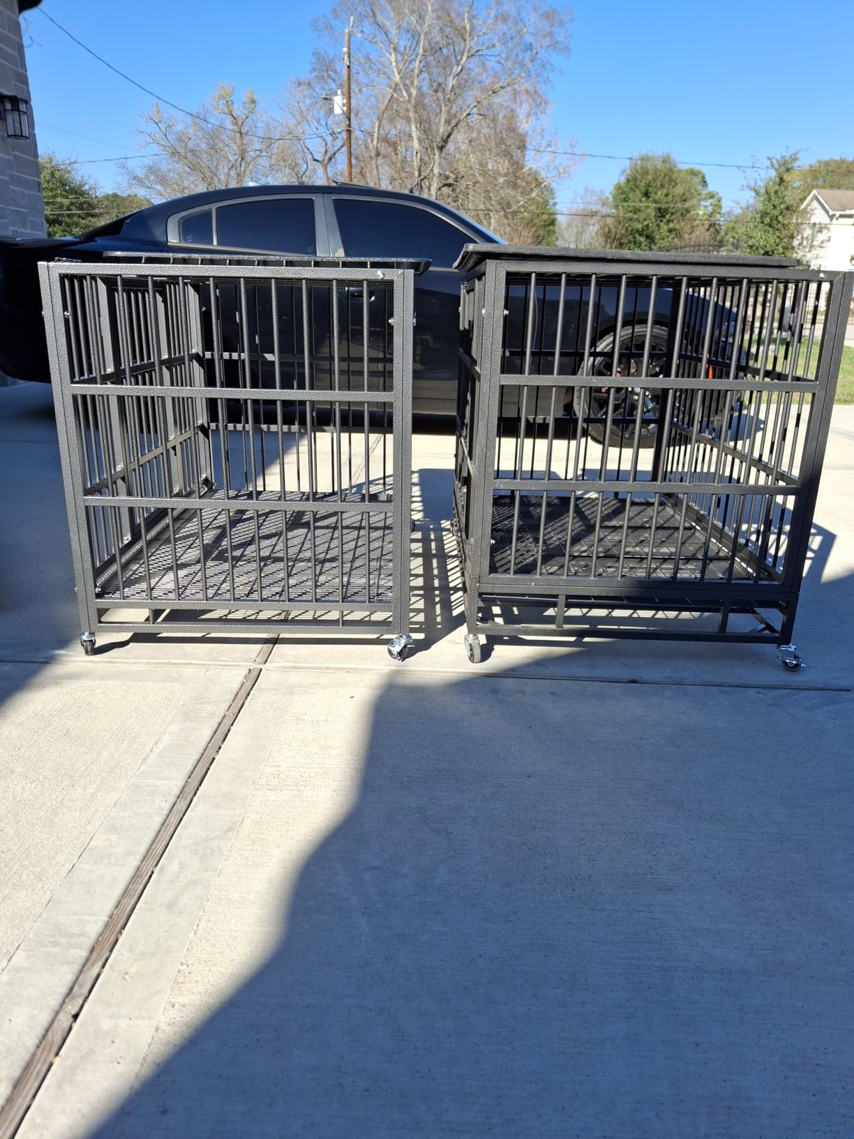 KOKOTANGS 54 Inch Heavy Duty Dog Crate Cage with Wheels, Indestructible and Escape Proof Steel Kennel Indoor for High Anxiety Dogs with Sturdy Locks, Double Door and Tray, Extra Large XL XXL, Black customer photo 2