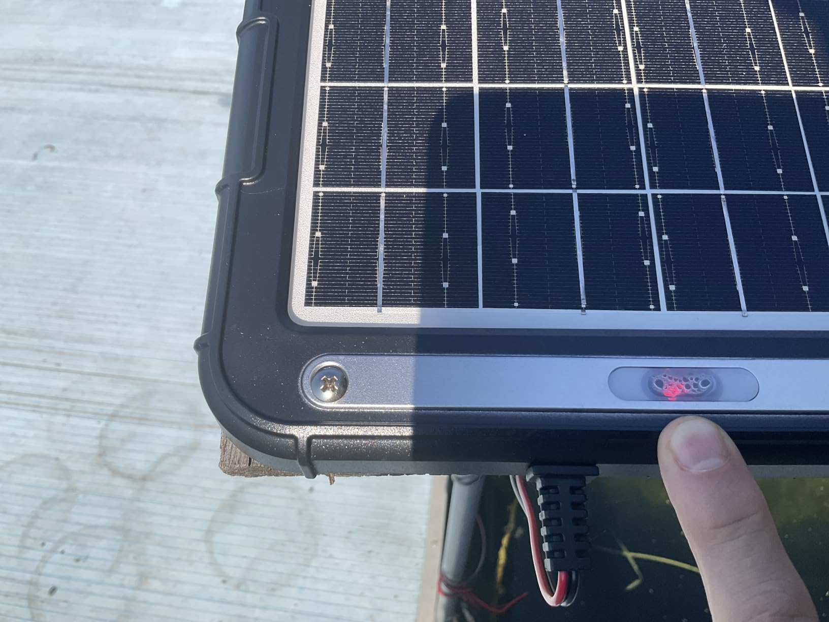 POWOXI 15W 12V Solar Battery Charger Trickle Maintainer Kit for Car customer photo 1