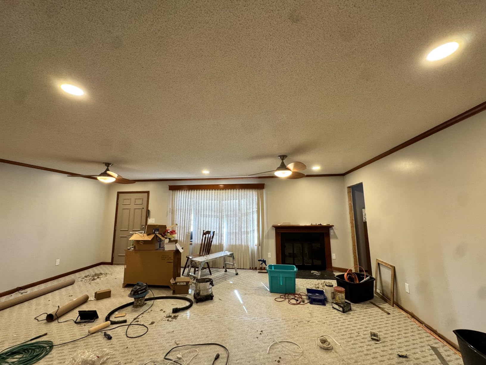 DAMINY 24 Pack 6 Inch LED Recessed Lighting, Canless Wafer Downlight, White customer photo 1