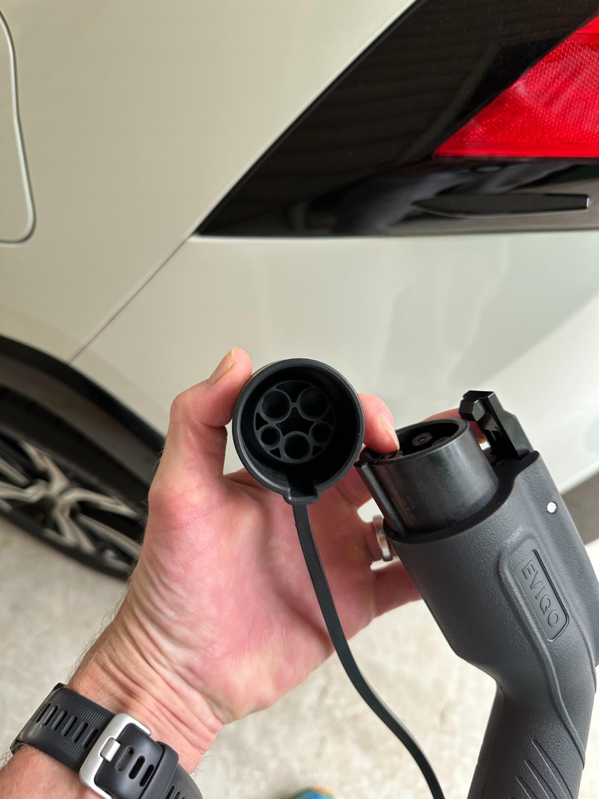 EVIQO Level 2 EV Charger J1772 40A NEMA 14-50 - 240V Wall Charging Station customer photo 2