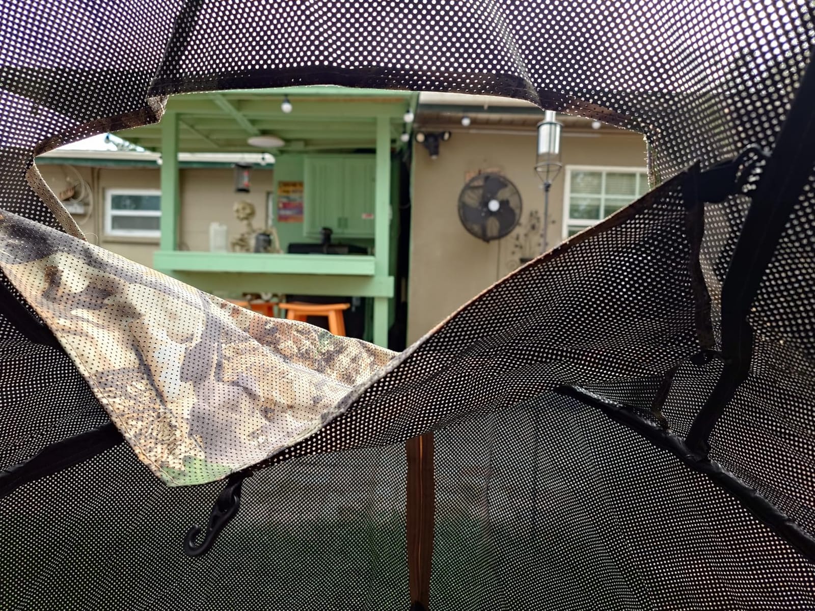 Lenotos Pop-Up Hunting Ground Blind with 270° See Through, Lightweight 1-2 Person Hunting Blind with Carrying Bag, 4-Panel Spring Steel, for Deer, Turkey Duck Hunting, Bow Hunting customer photo 1