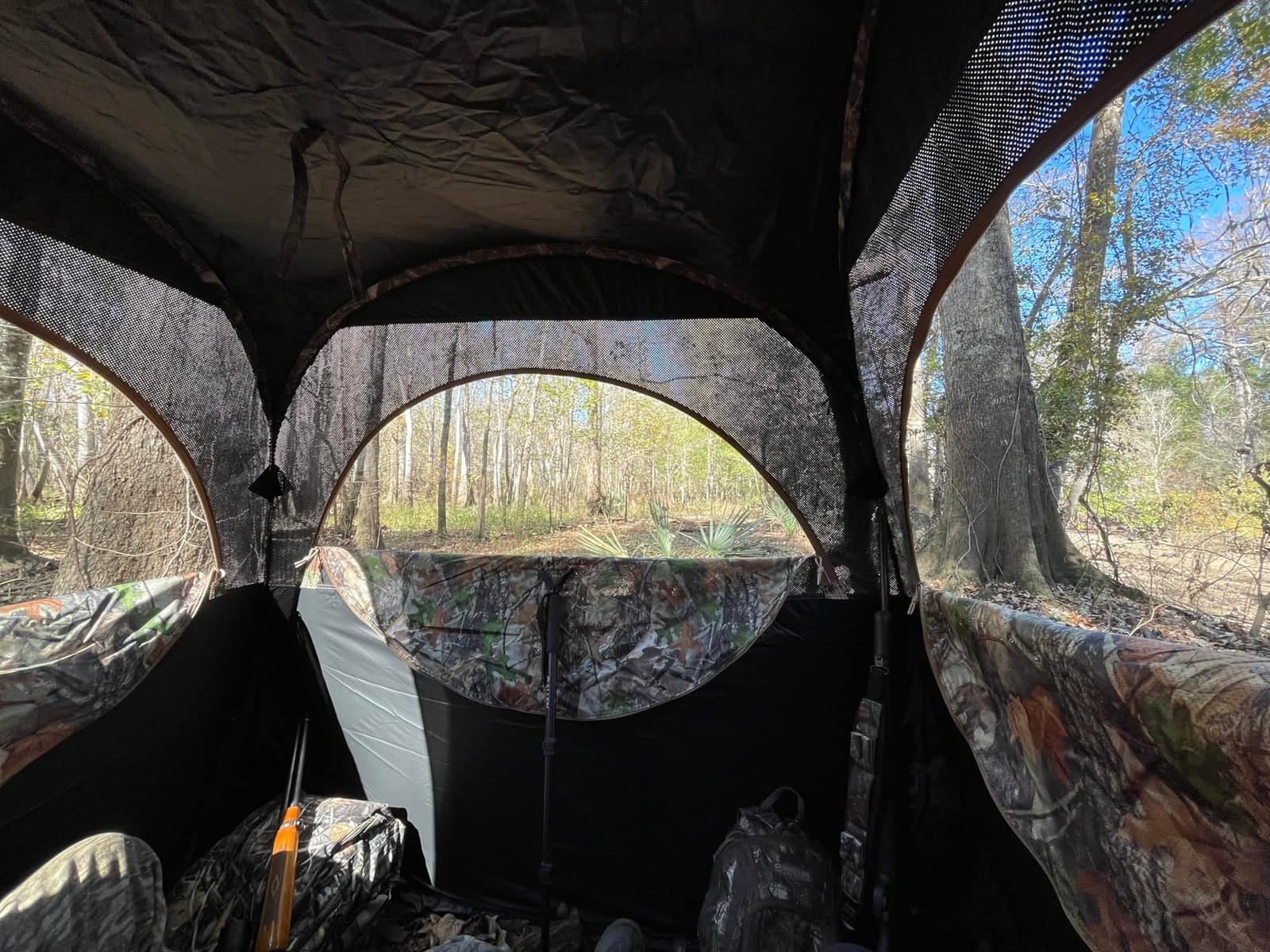 Lenotos Pop-Up Hunting Ground Blind with 270° See Through, Lightweight 1-2 Person Hunting Blind with Carrying Bag, 4-Panel Spring Steel, for Deer, Turkey Duck Hunting, Bow Hunting customer photo 2