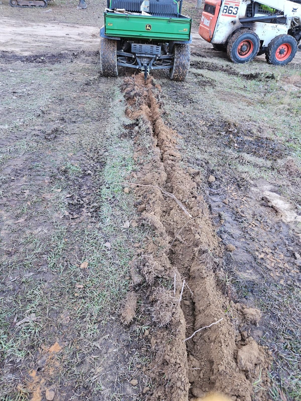 Hitch Mounted Ripper, 16'' Scarifier Shank, Updated Heavy Duty Hitch Lawn Trencher, Middle Buster Plow for CAT 0&1,3-Point Quick Hitch Tractors, 20mm Thicken Sub Soil Shank with 2 Ripper Teeth customer photo 1