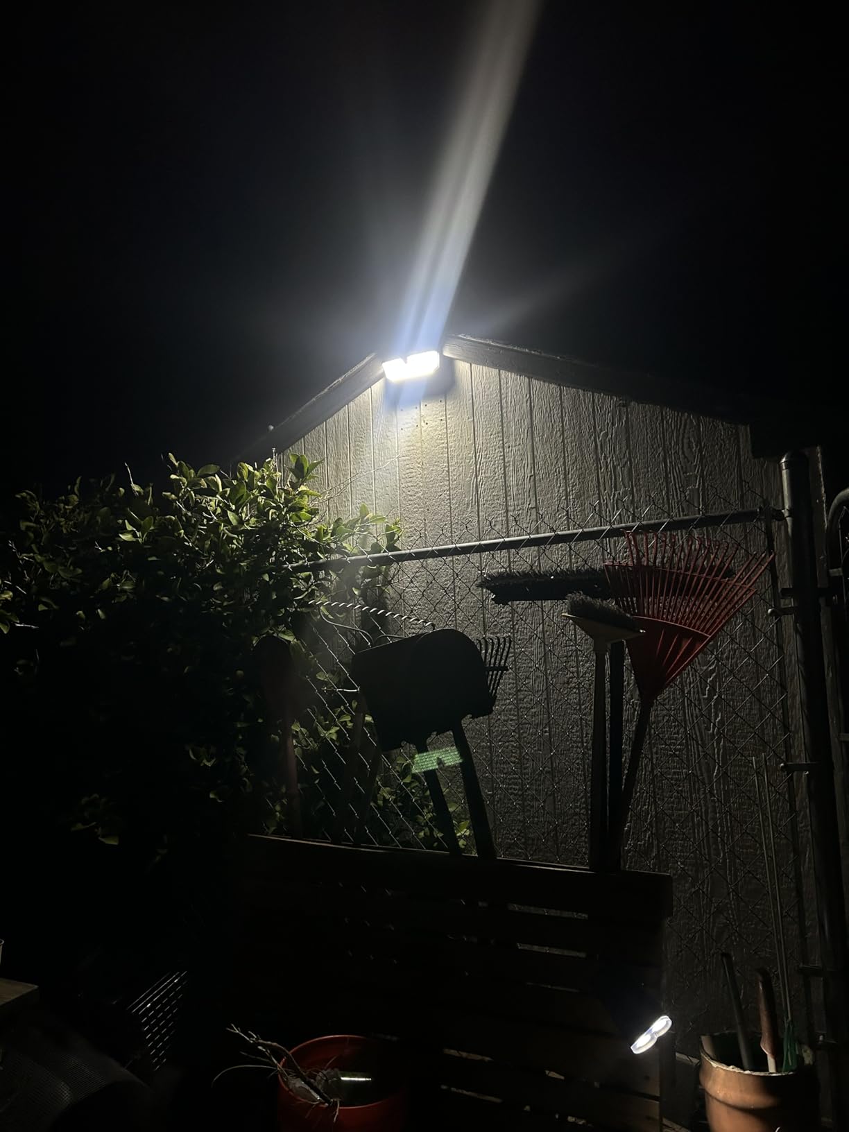 TECKNET 416 LED Solar Lights Outdoor Motion Sensor Waterproof 4200lm,2 Pack customer photo 1