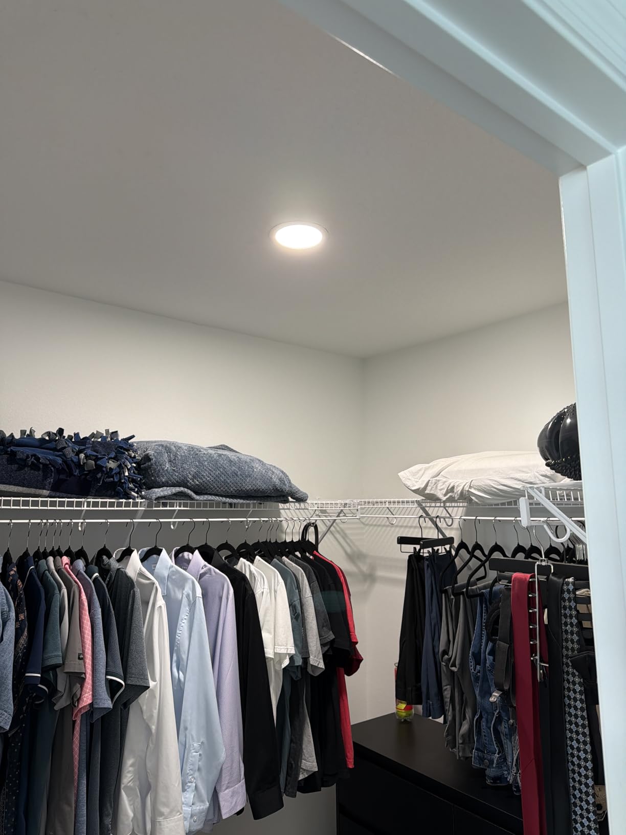 HALO HLB Canless LED Recessed Lighting 6 inch 5CCT Lumen Select 4PK customer photo 1