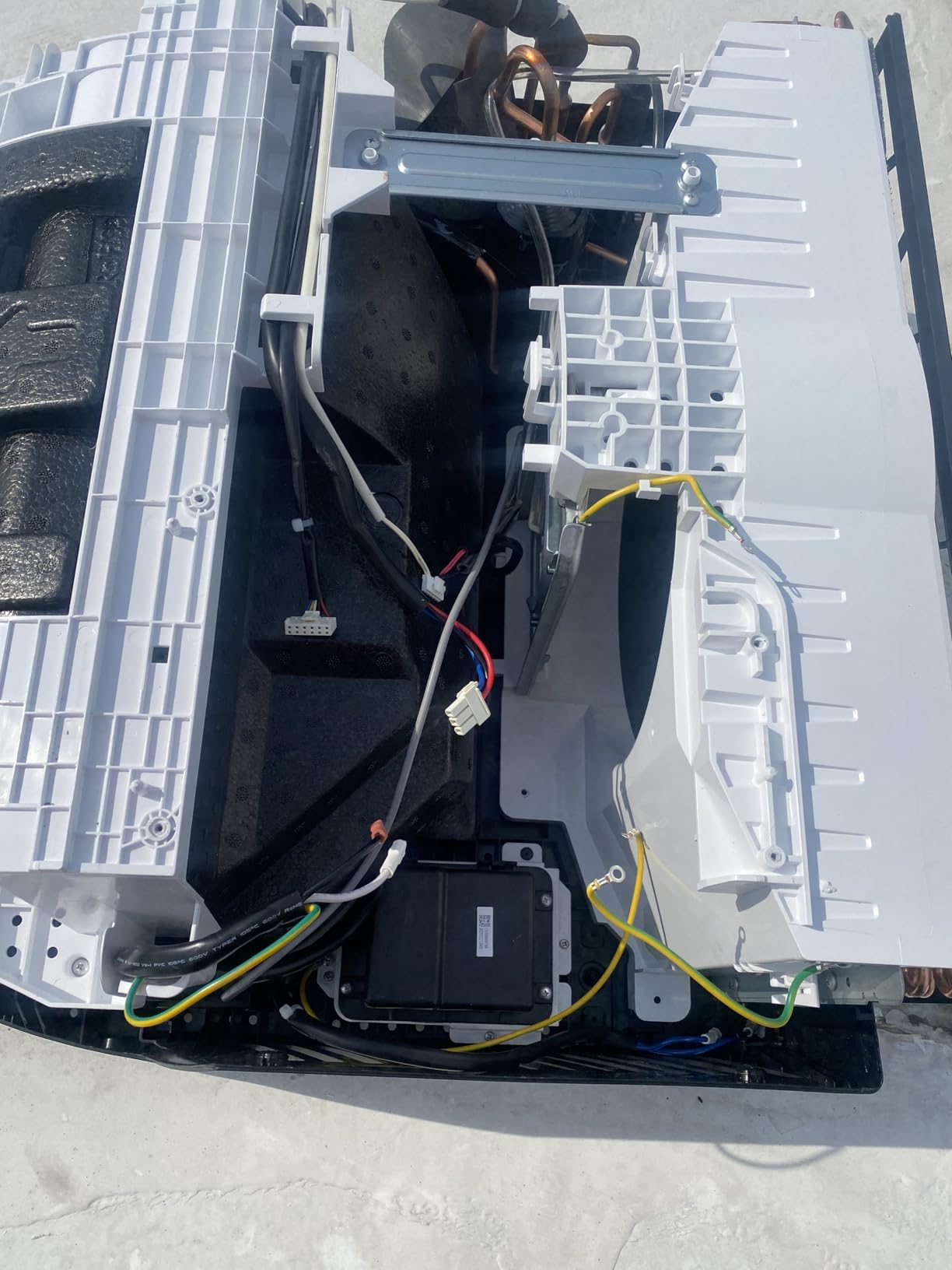 Furrion Chill Cube 18K Non-Ducted Rooftop RV AC, White, FACR18VS-SA-PS-AM customer photo 1