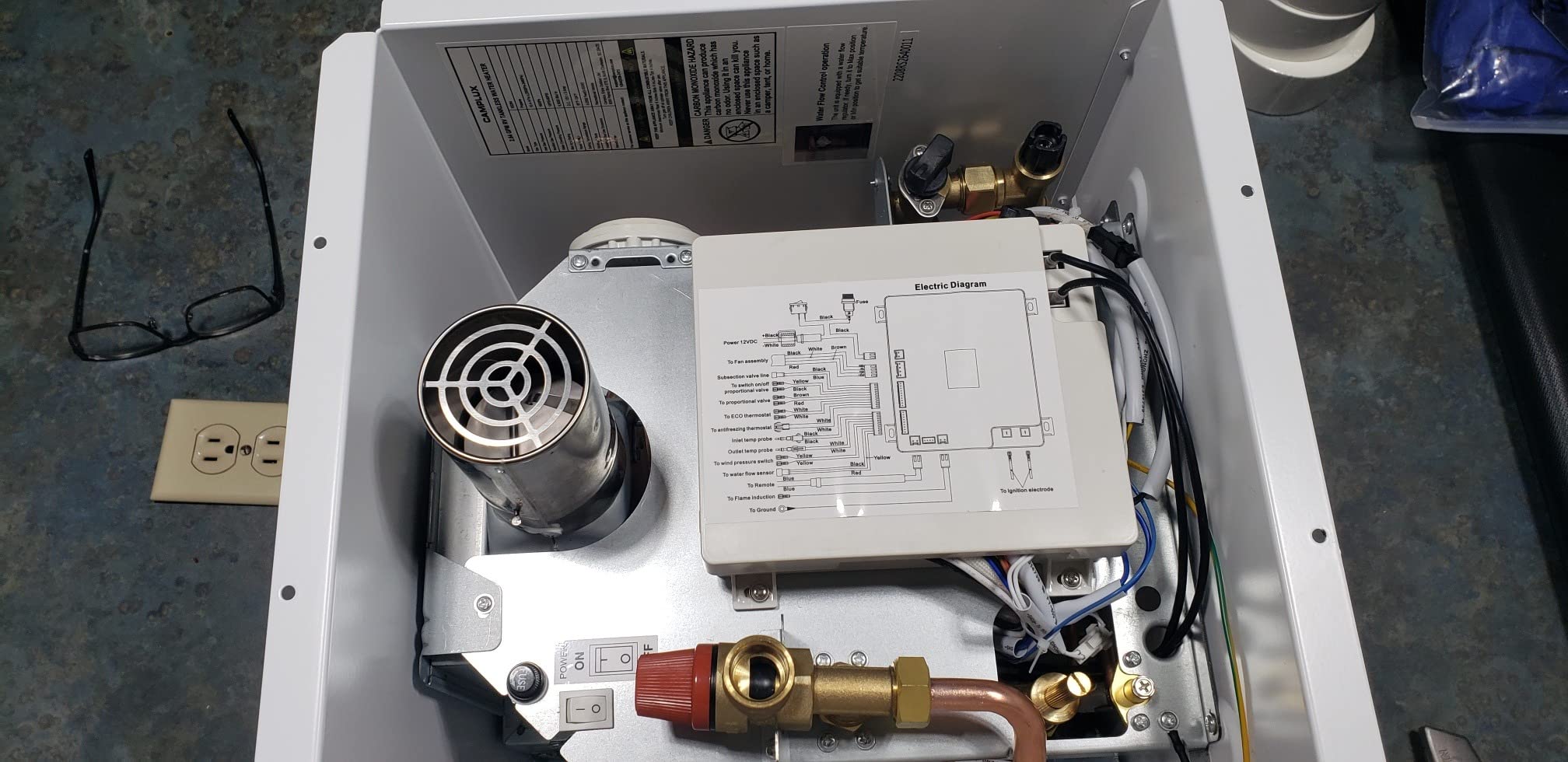 CAMPLUX Classic 65,000 BTU RV Tankless Water Heater, 2.64 GPM On-Demand Hot Water, High Altitude & Freeze-Proof Design (CSA/NSF Certified) with Remote Control, Ideal for Family Use customer photo 2