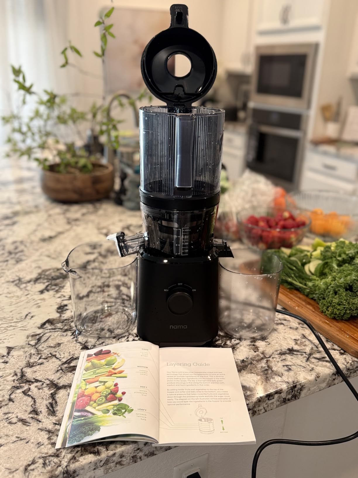 Nama J2 - Cold Press Juicer - Hands-Free - Black customer photo 2