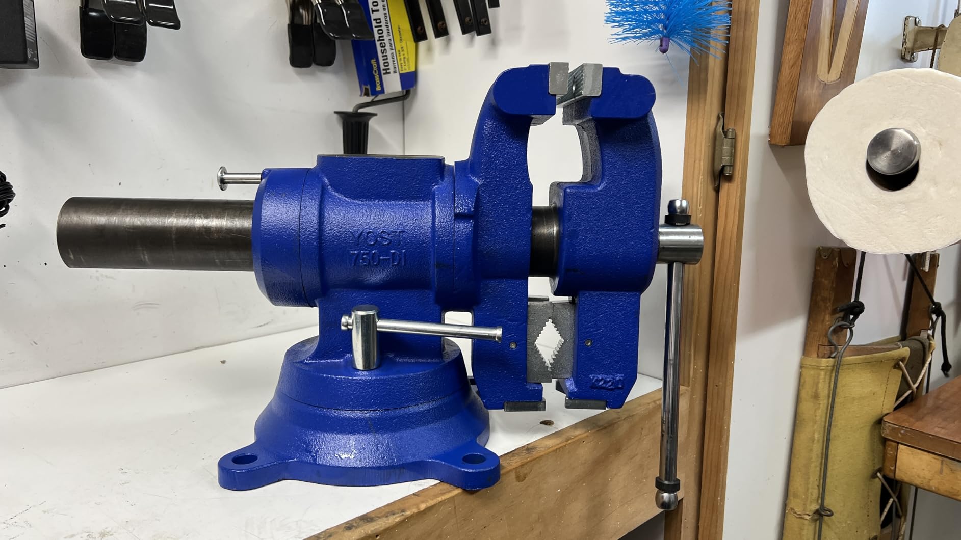 Yost Vises 760-DI Multi-Jaw Rotating Vise 6 Inch Jaw Width | 2 in 1 Multipurpose Bench and Pipe Vise | Secure Grip with Swivel Base | Made with a Combination of Ductile Iron & Hardened Steel customer photo 2