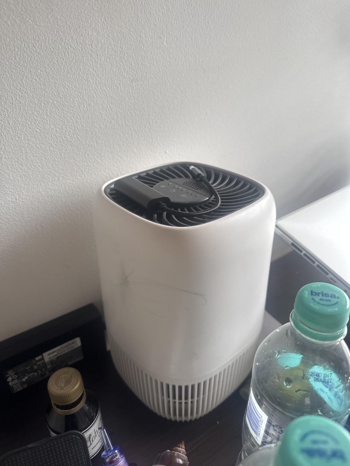 VOOPNU Air Purifiers for Home, High Efficiency Filter Up to 1076 Ft², White customer photo 1